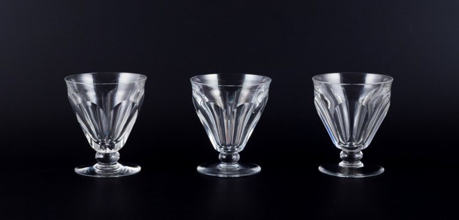 Baccarat France Set of three Art Deco red wine glasses in crystal glass