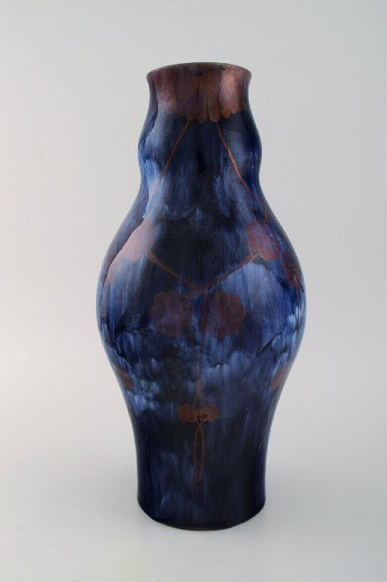 Royal Doulton England Large unique vase in glazed ceramics 1920s