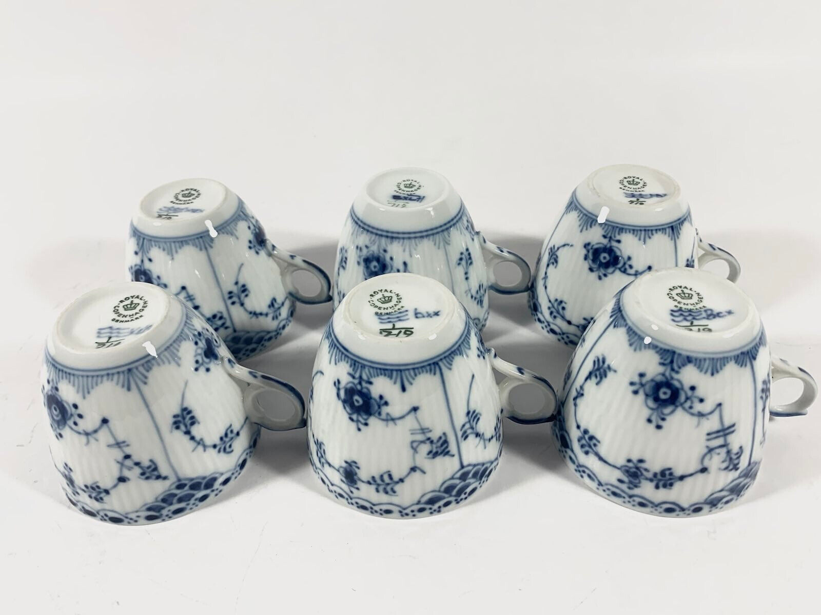 6x Royal Copenhagen Blue Fluted Half Lace  719 Coffee Cups  Saucers Set