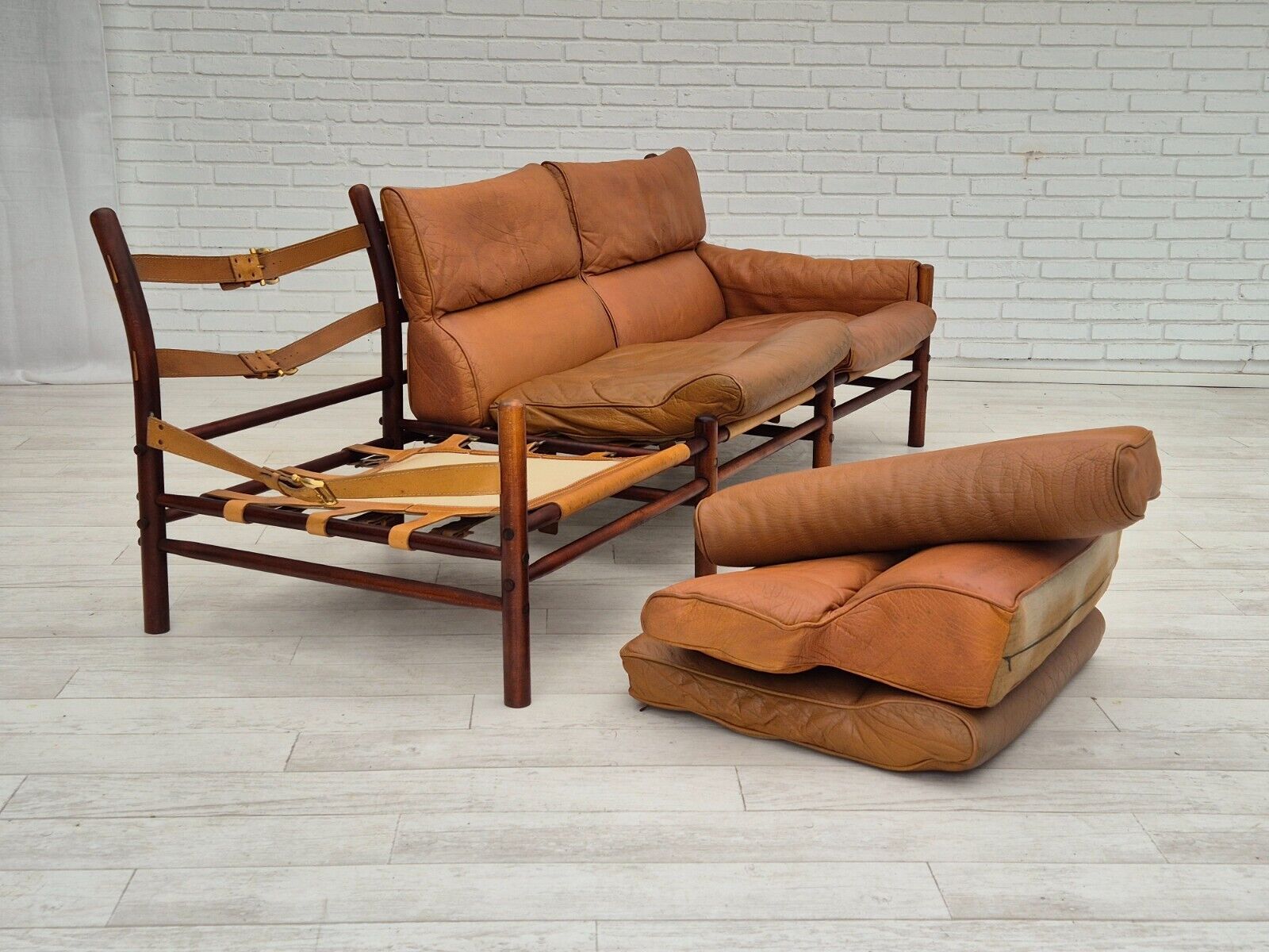 1970s Norwegian design by Ivar Opsvik for Bruksbo Norway 2 seater sofa