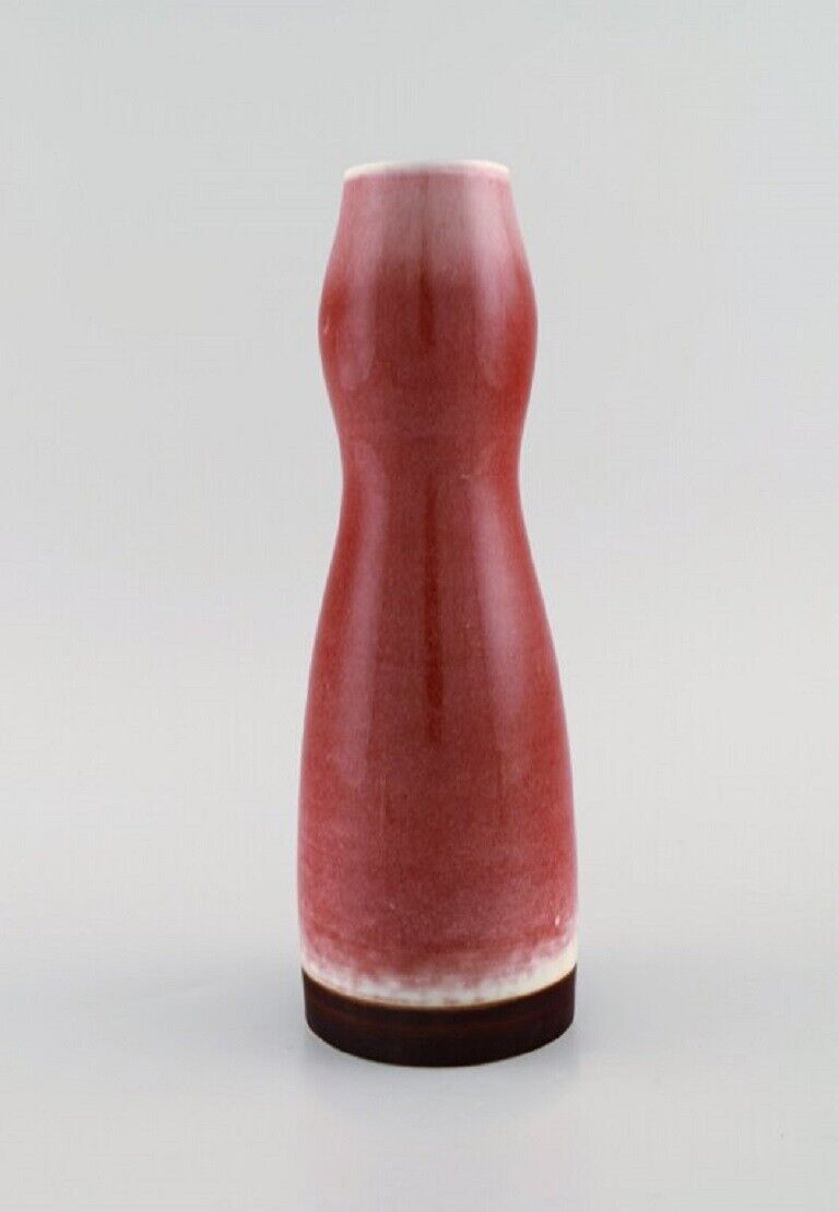 Liisa Hallamaa for Arabia Unique vase in glazed ceramics 1960s