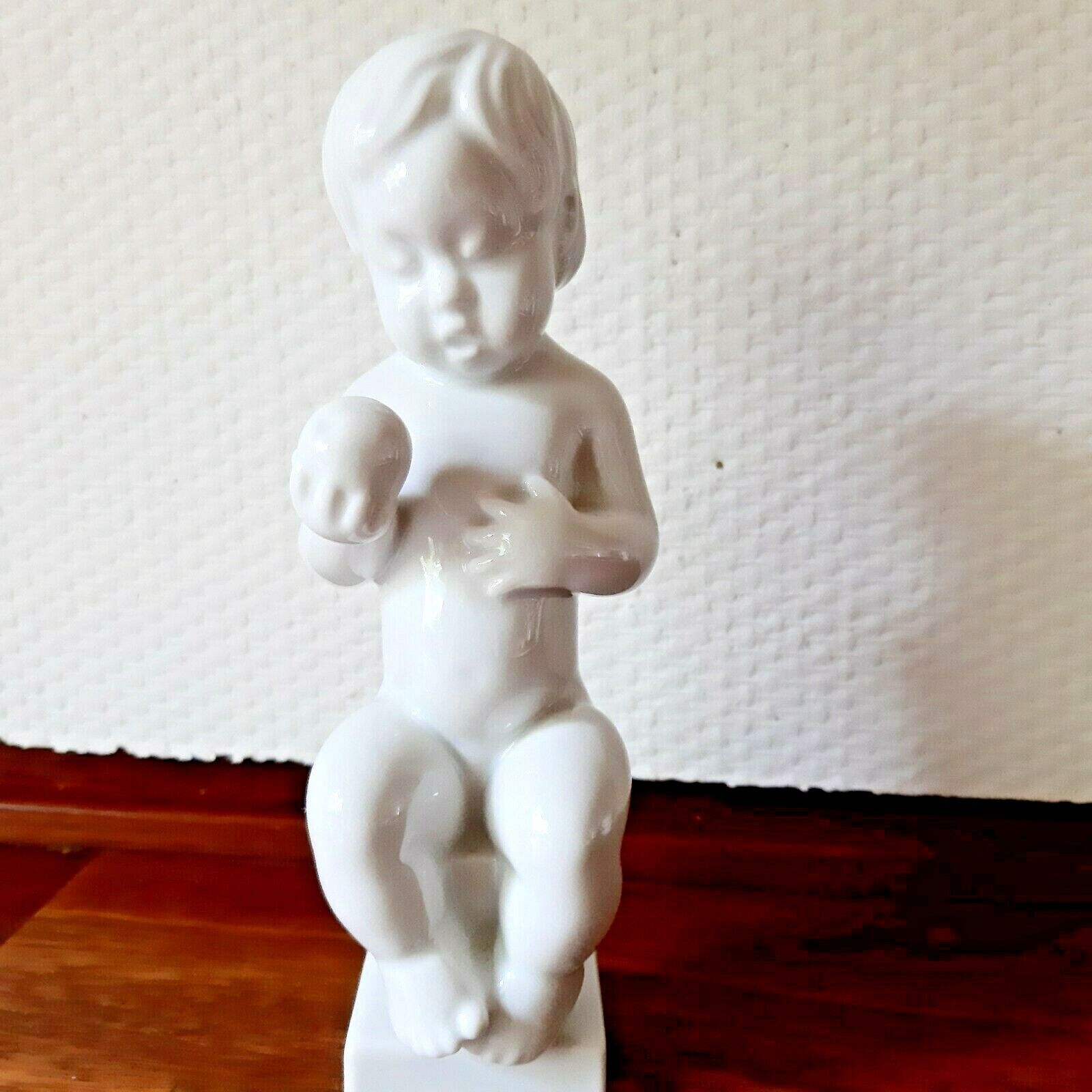 Boy with Apple 2230 Lindhart Bing & Grondahl Royal Copenhagen Blanc de Chine 1st