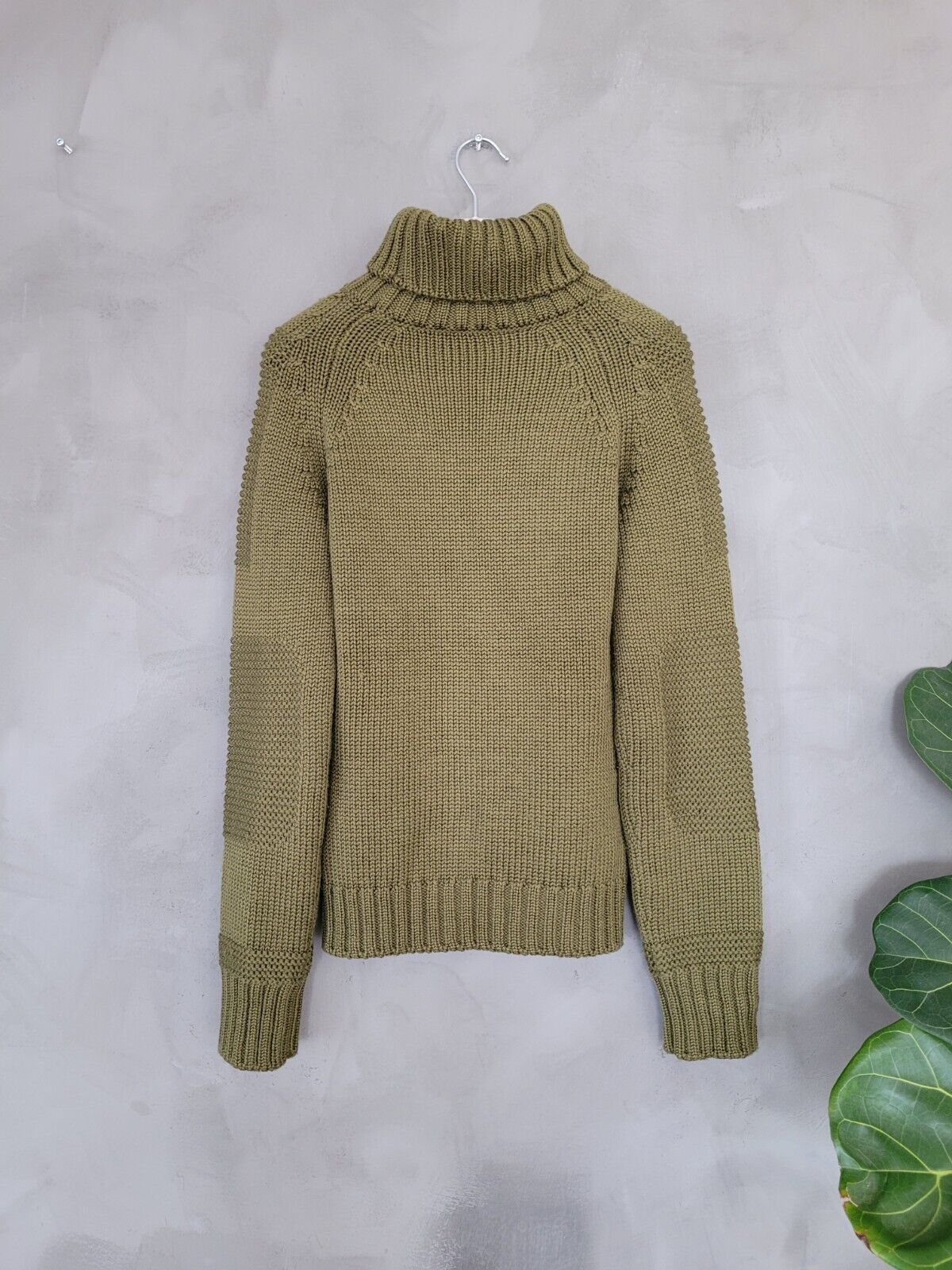 **Chanel** Green Khaki Turttleneck Wool Knit Jumper Sweater FR40 DE38