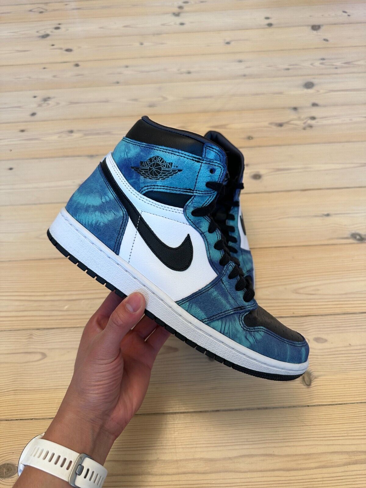 Air Jordan 1 High (W) Tie Dye 425