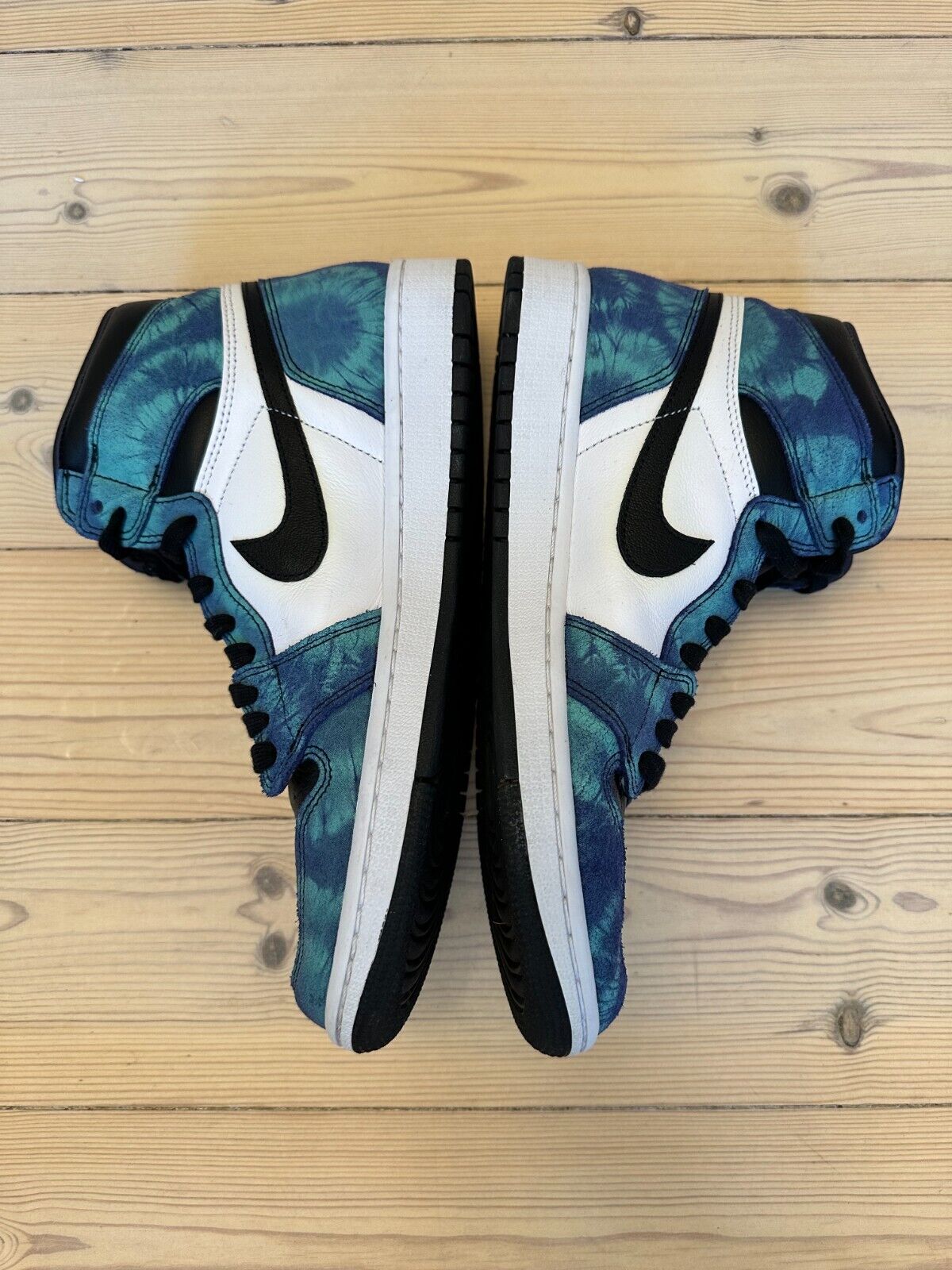 Air Jordan 1 High (W) Tie Dye 425