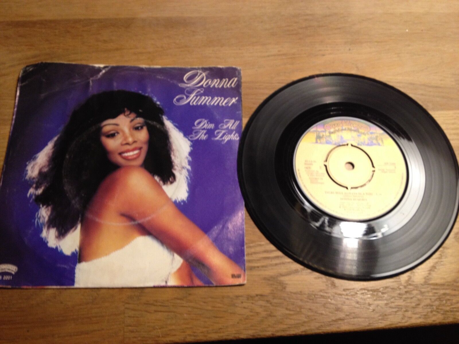 DONNA SUMMER "DIM ALL THE LIGHTS" CASABLANCA RECORDS NCB SWEDISH VINYL SINGLE