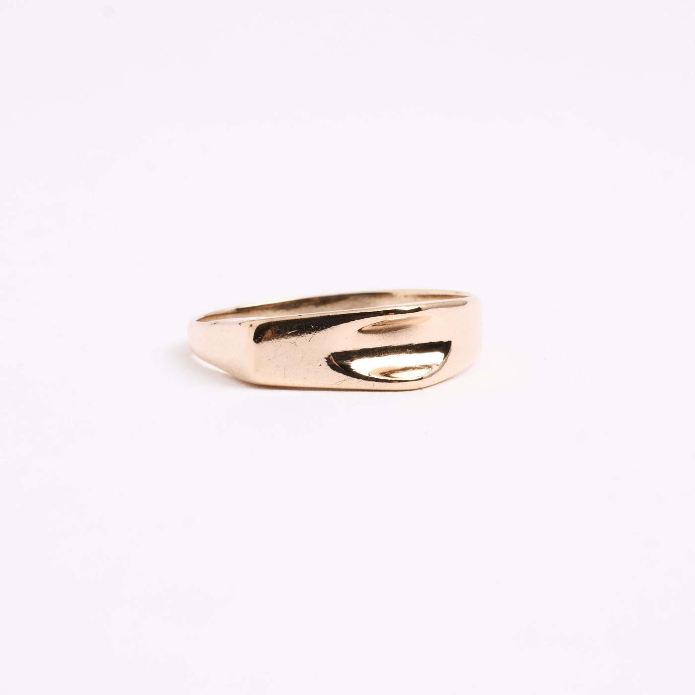 Ring in 8K Gold size 7¾ | Solid Gold | Minimalistic Gold Jewelry