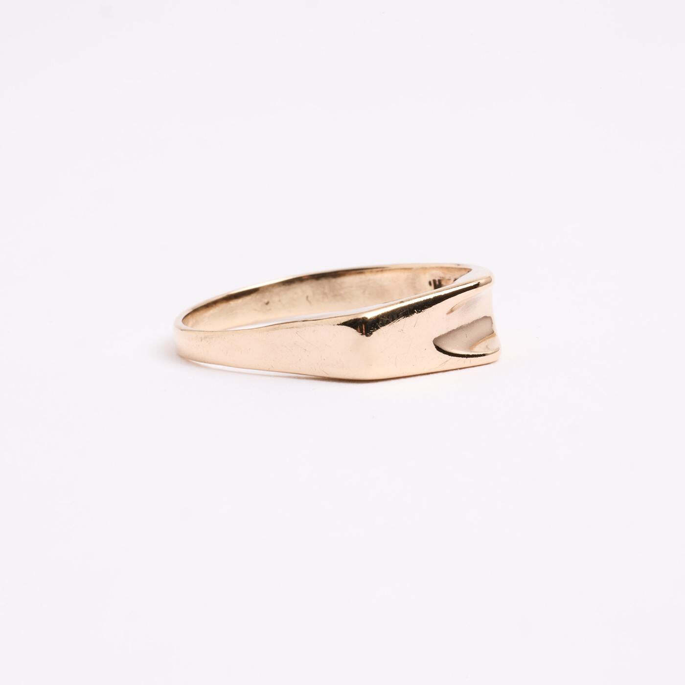 Ring in 8K Gold size 7¾ | Solid Gold | Minimalistic Gold Jewelry