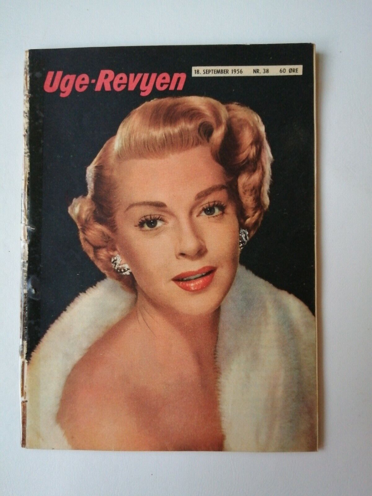 Danish magazine"Uge-Revyen" No 38 1956Lana Turner coverMany other stars