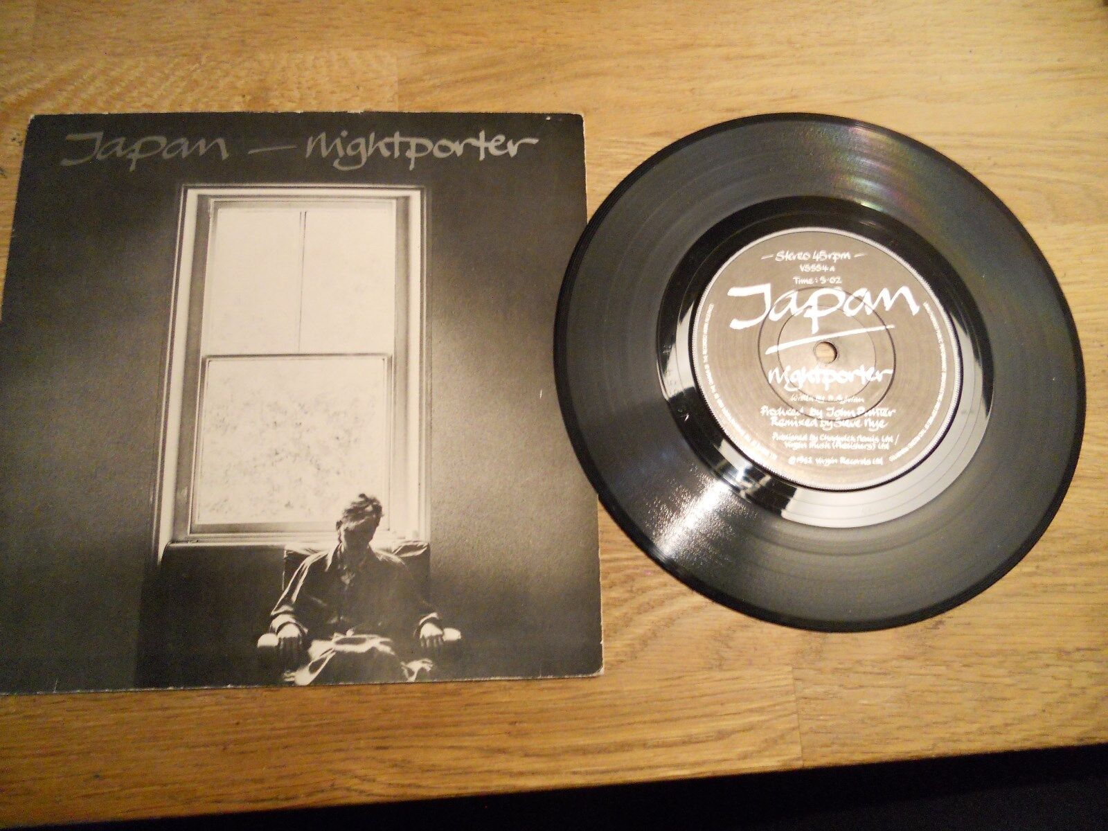 JAPAN DAVID SYLVIAN NIGHTPORTER / AINT THAT PECULIAR VIRGIN RECORDS ENGLAND 1982