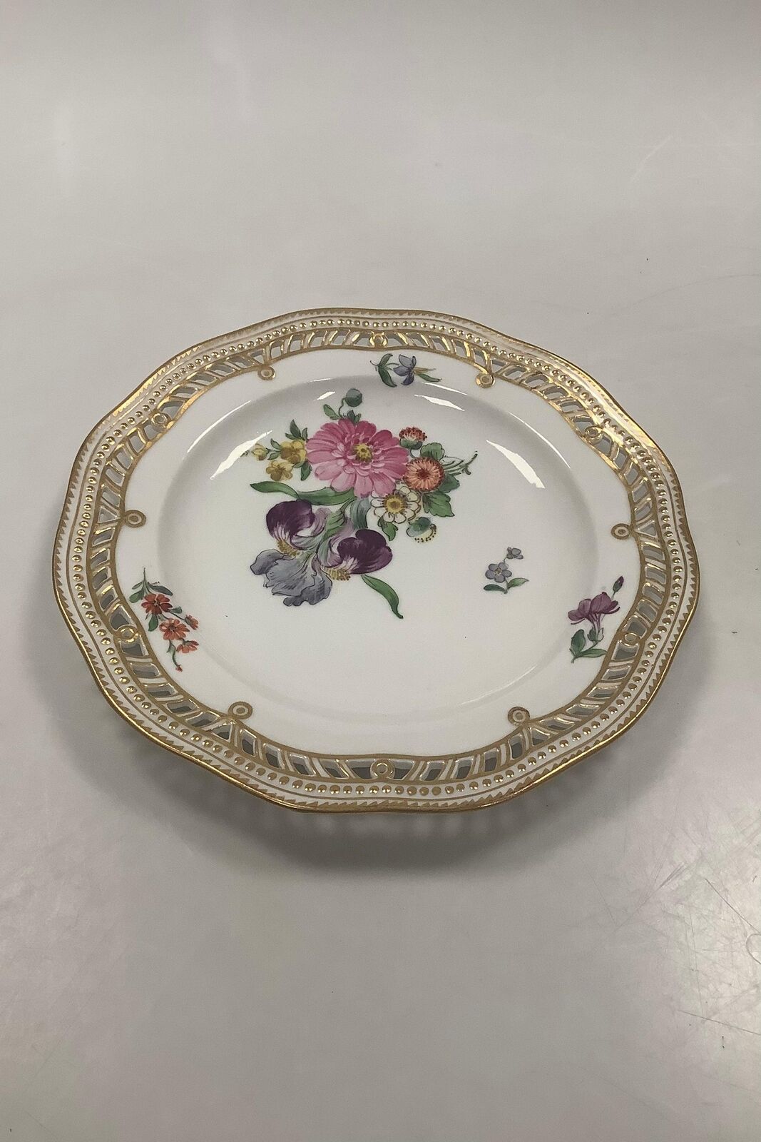 Set of 8 Royal Copenhagen Flora Danica Plates with Flowers No 213/3584