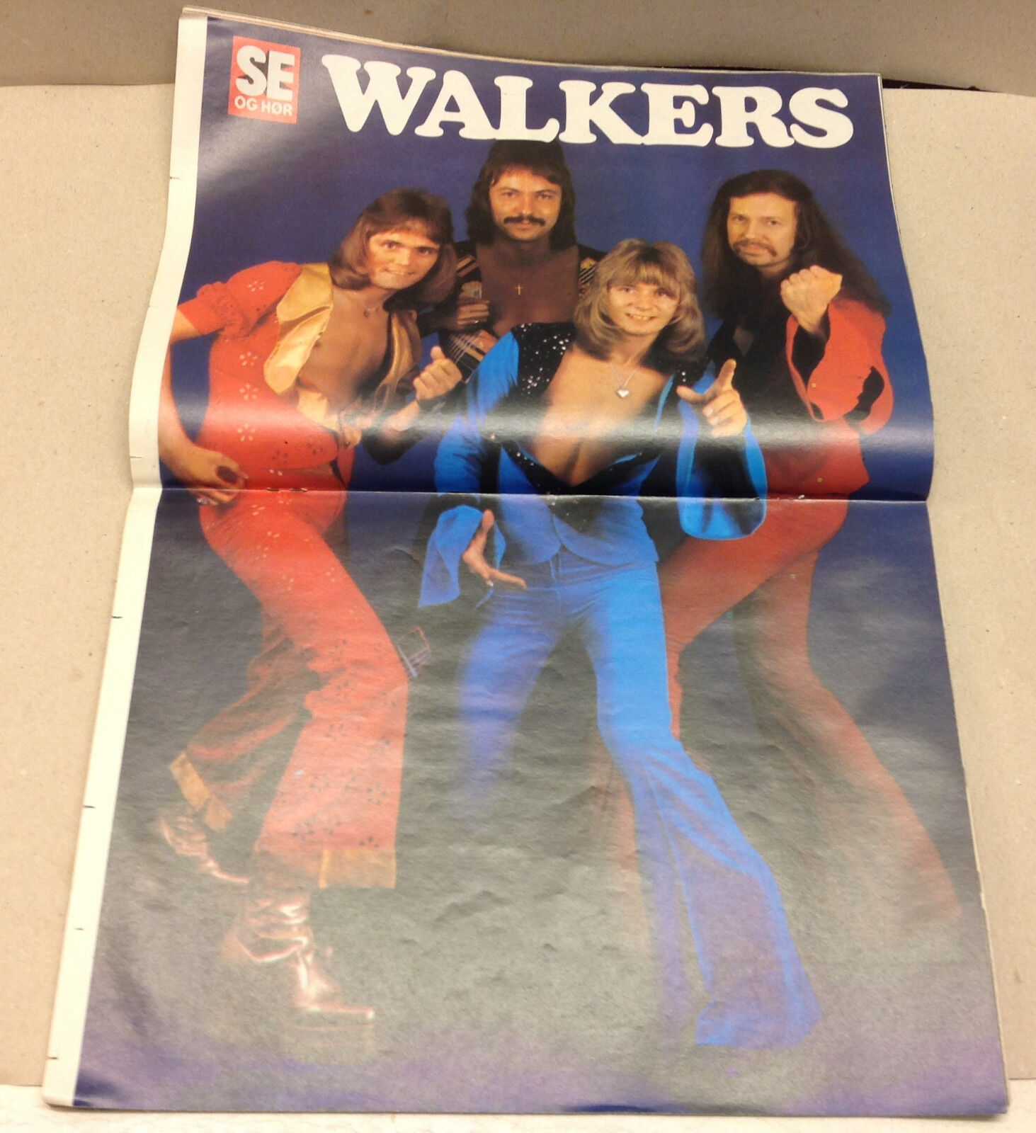 WALKERS POPBAND DENMARK TORBEN LENDAGER POSTER INSIDE VTG Danish Magazine 1974