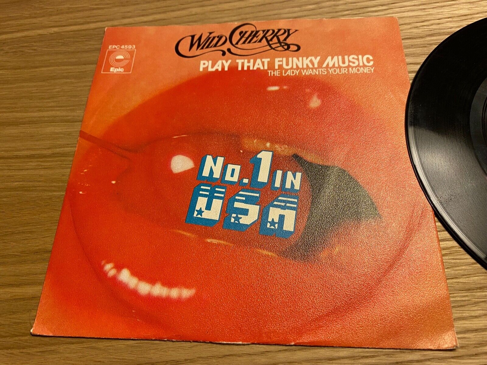 WILD CHERRY "PLAY THAT FUNKY MUSIC" 7 INCH SINGLE USED 1976 EPIC RECORDS DUTCH 7