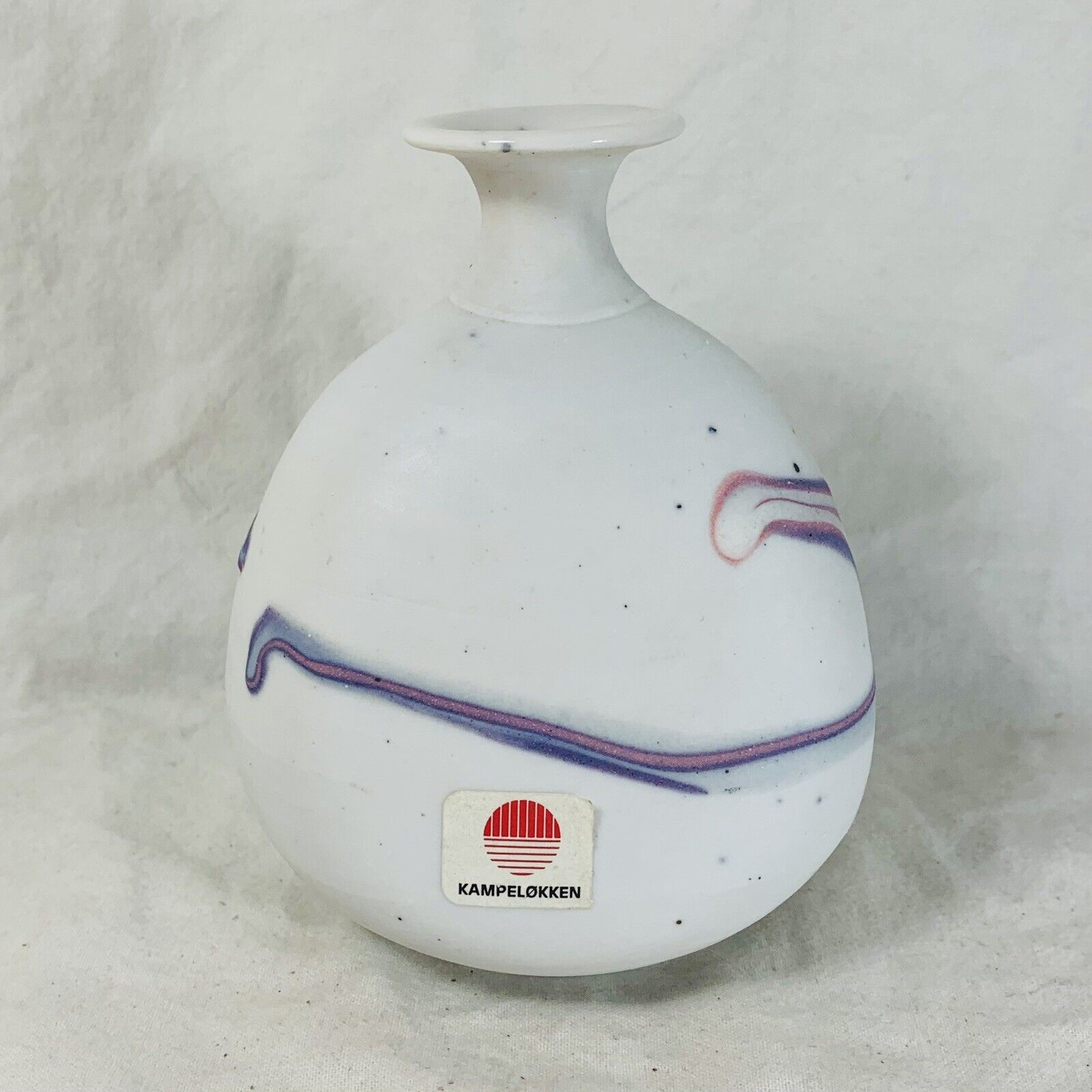 Vintage Svaneke Bornholm ceramic vase 11x8cm white and purple Denmark