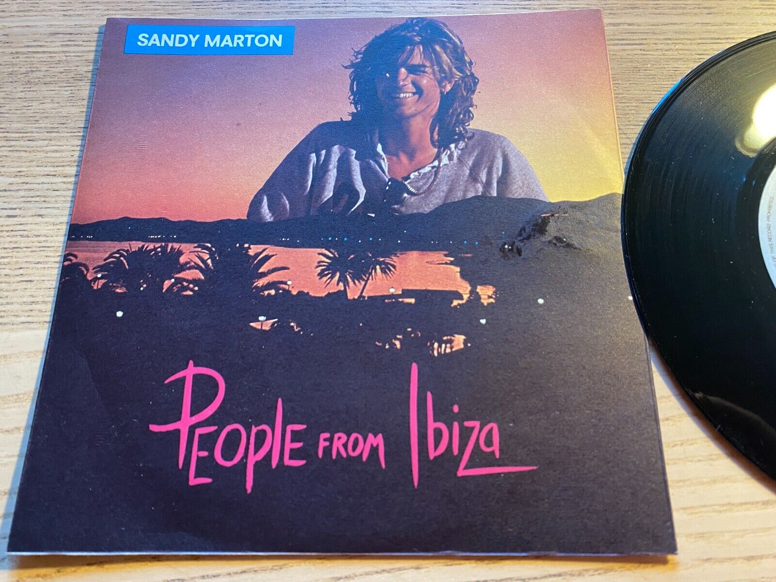 SANDY MARTON  "PEOPLE FROM IBIZA" 1984 FINISH PRESSED VINYL 7" SINGLE K-TEL NCB*