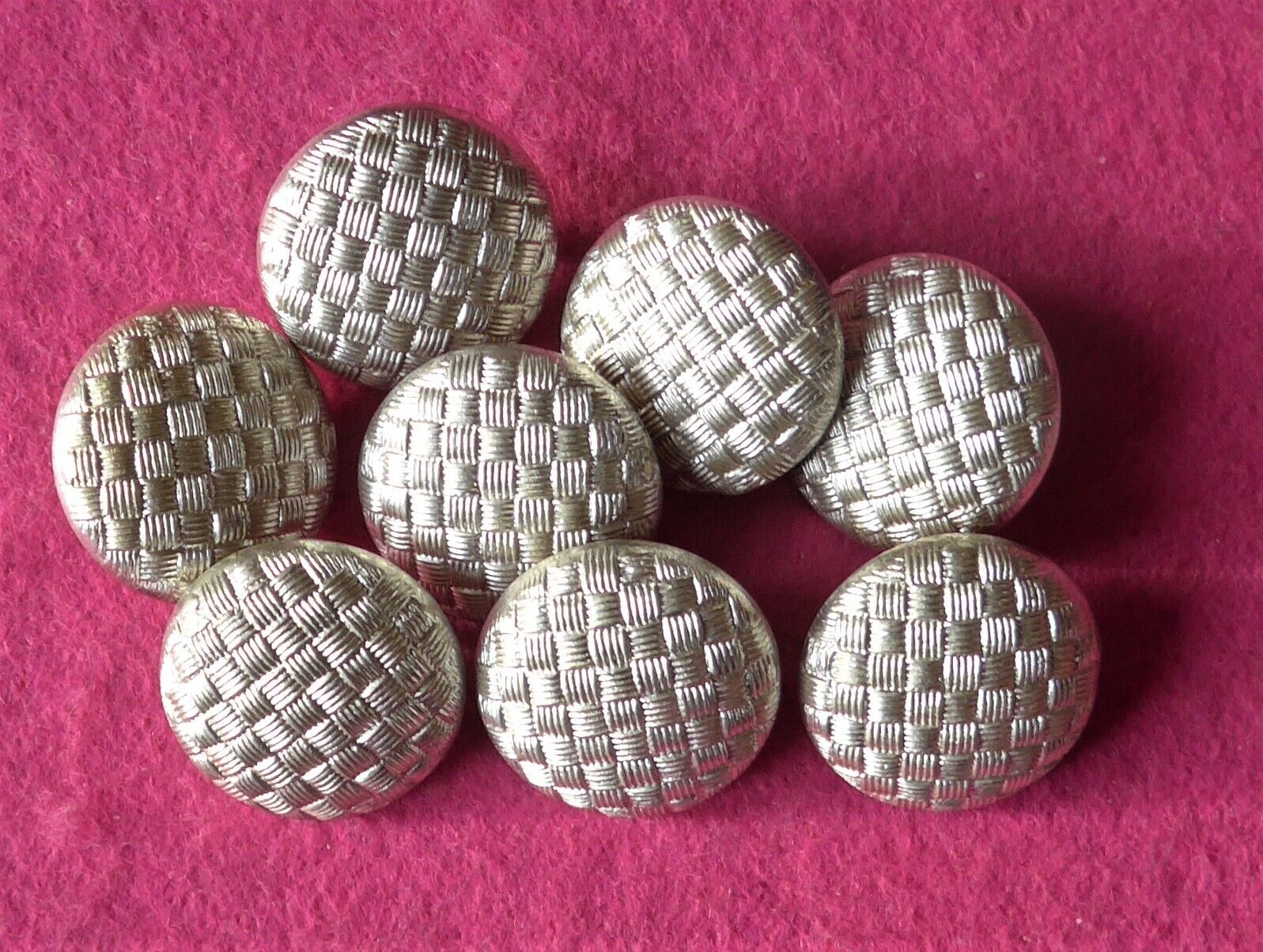 SALE - 8 HEAVY vintage SILVER METAL coat buttons with WEAVE pattern 25 mm (17)