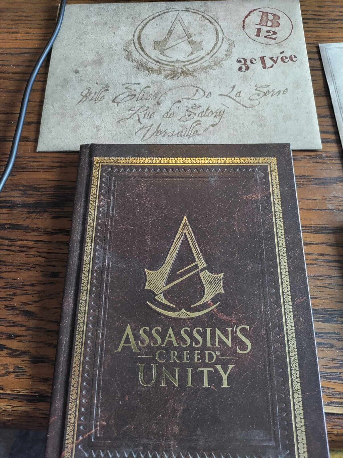 Assassin's Creed Unity Artbook and art prints