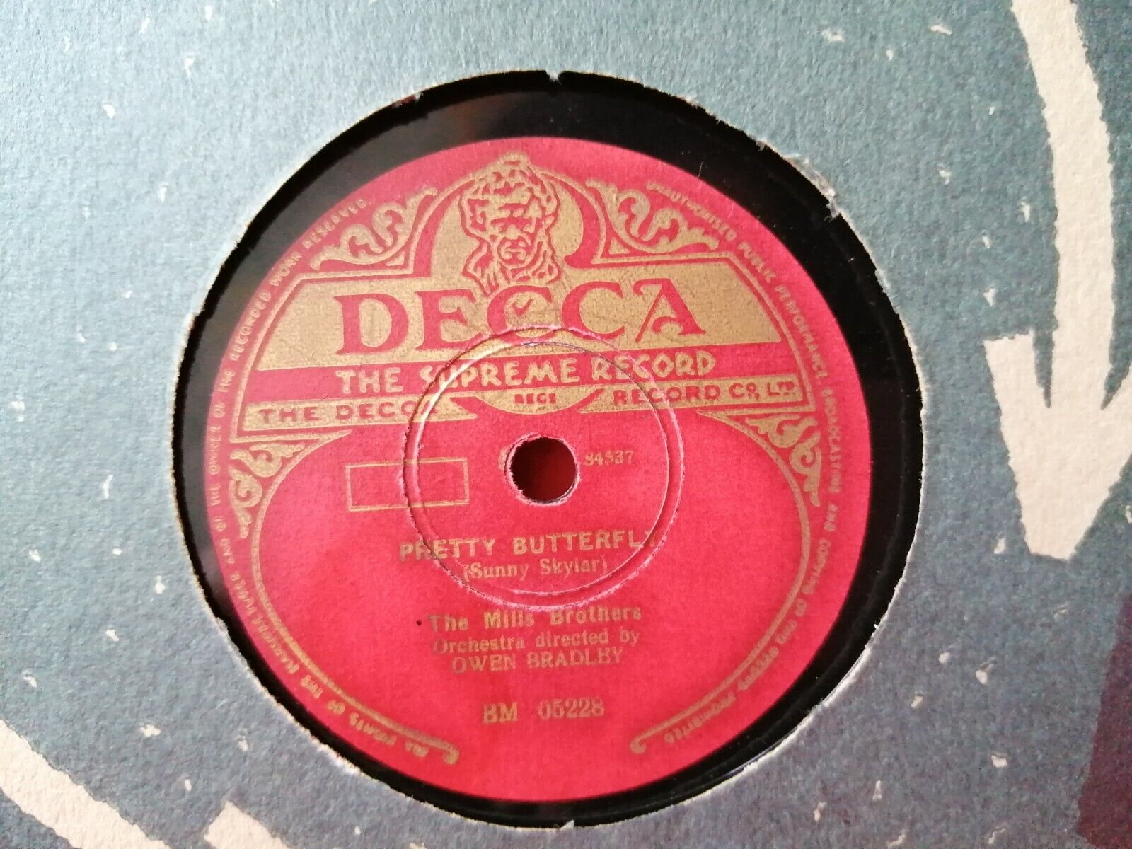 78 rpmTHE MILLS BROTHERSDon't Let Me Dream/Pretty ButterflyDecca