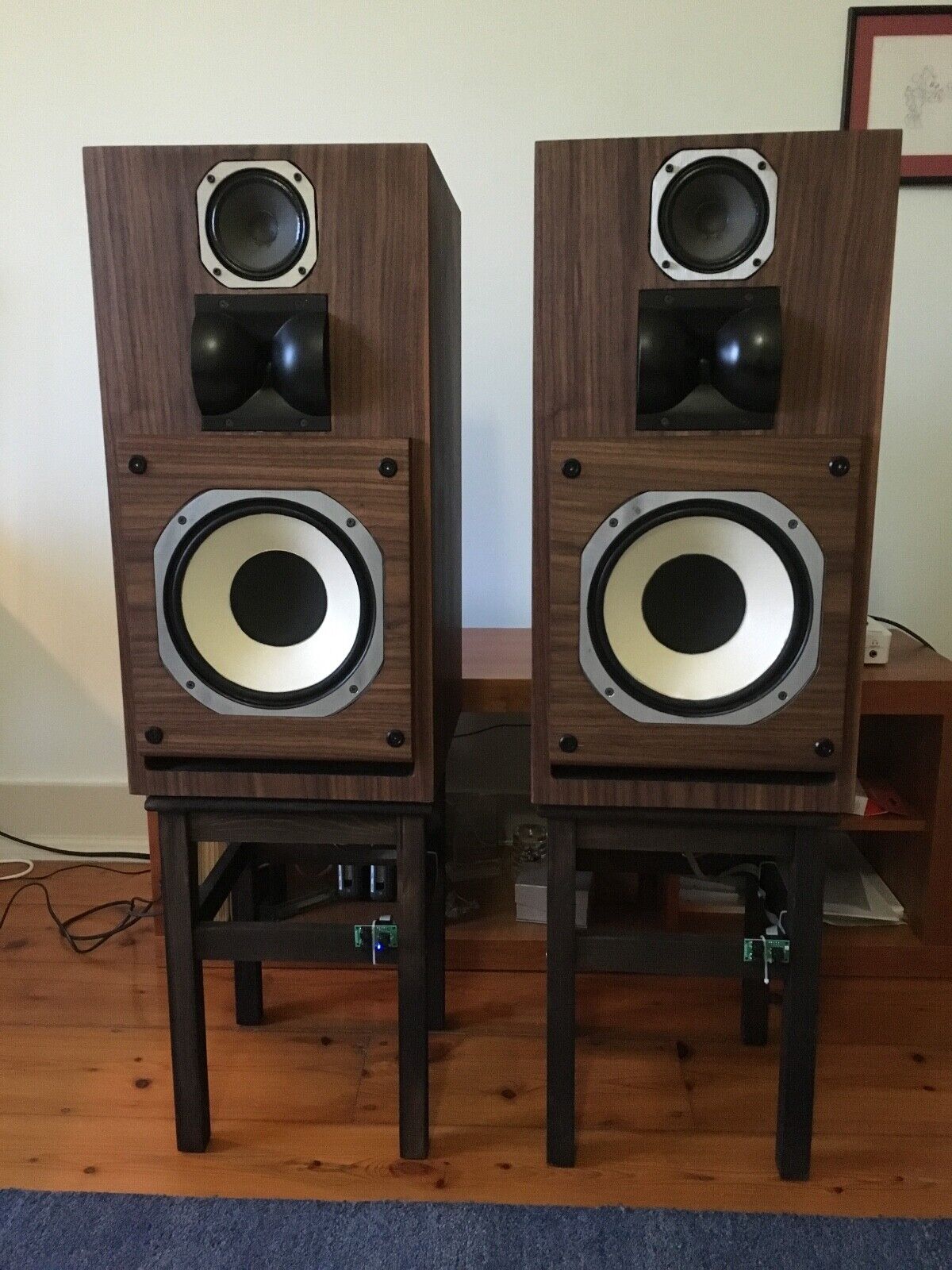 JBL loudspeaker kit