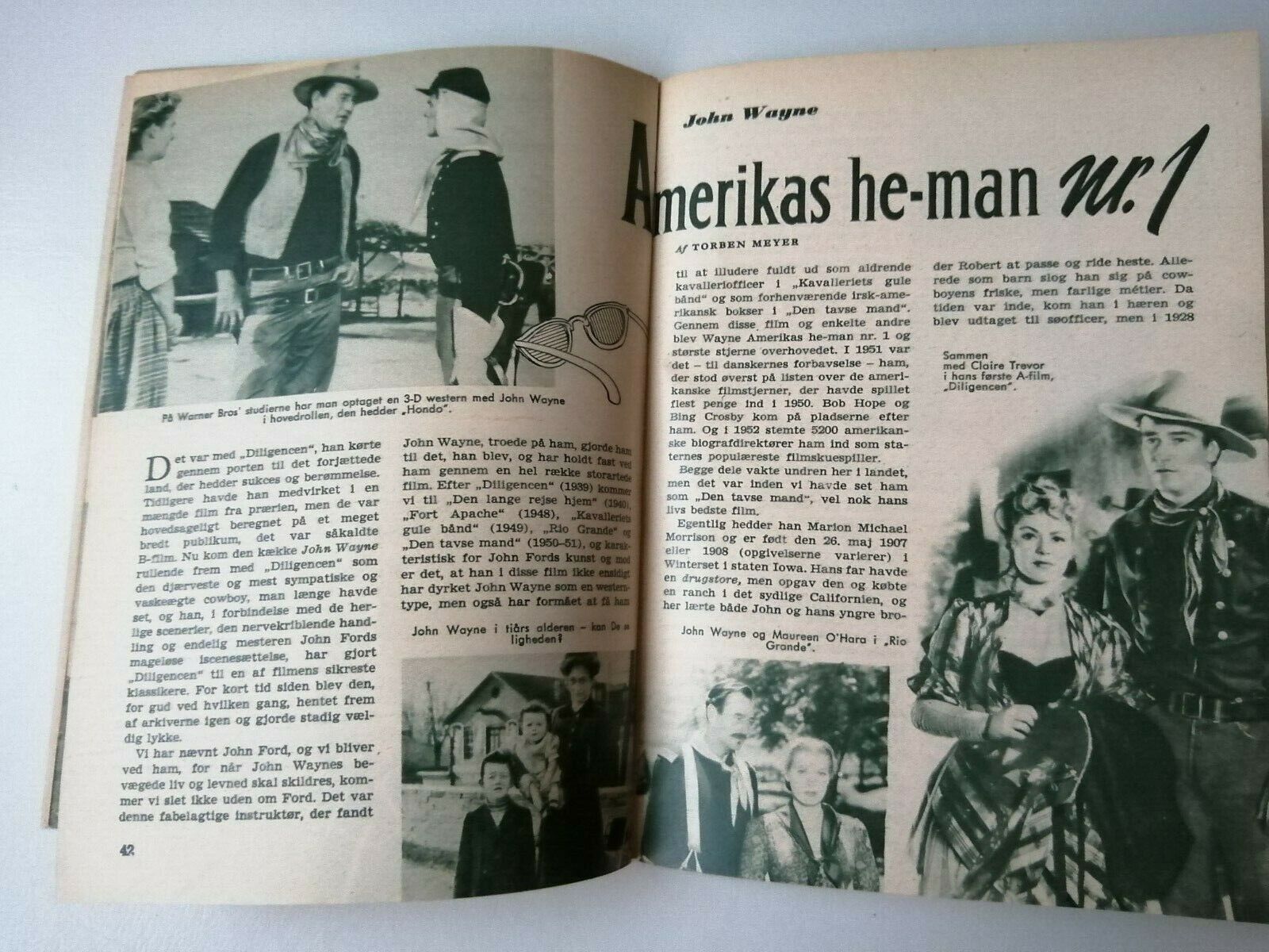 Danish magazine"Uge-Revyen" No 19 1954Rita Moreno coverMany other stars