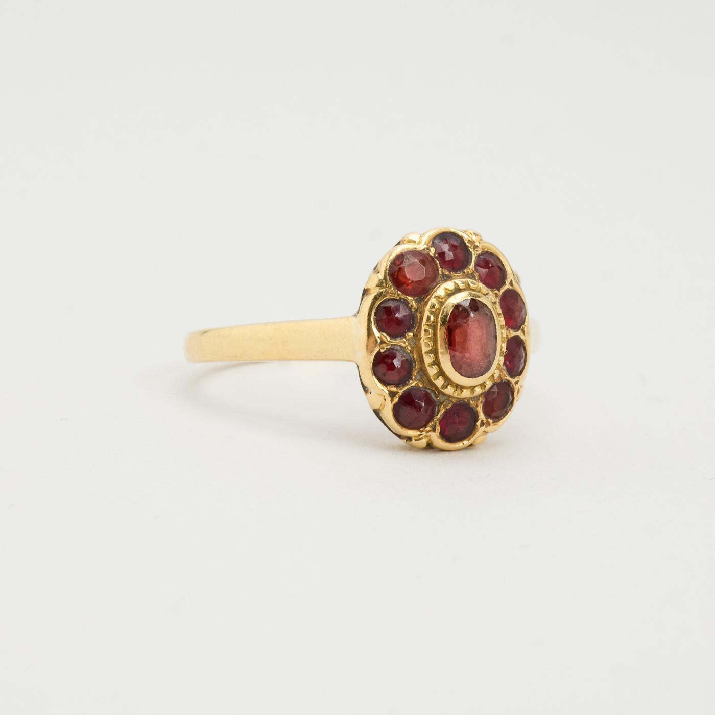 Ring with and garnet in 14K Gold size 8¾ | Real Genuine Gold | Fine