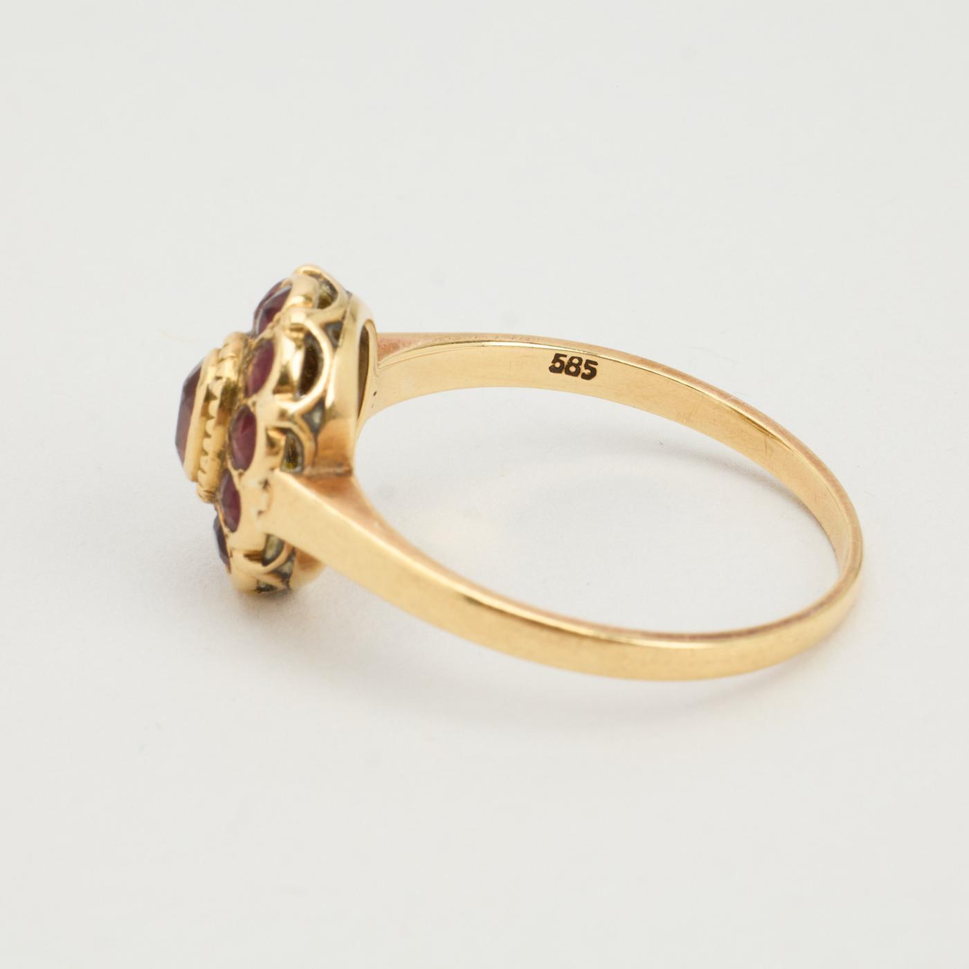 Ring with and garnet in 14K Gold size 8¾ | Real Genuine Gold | Fine