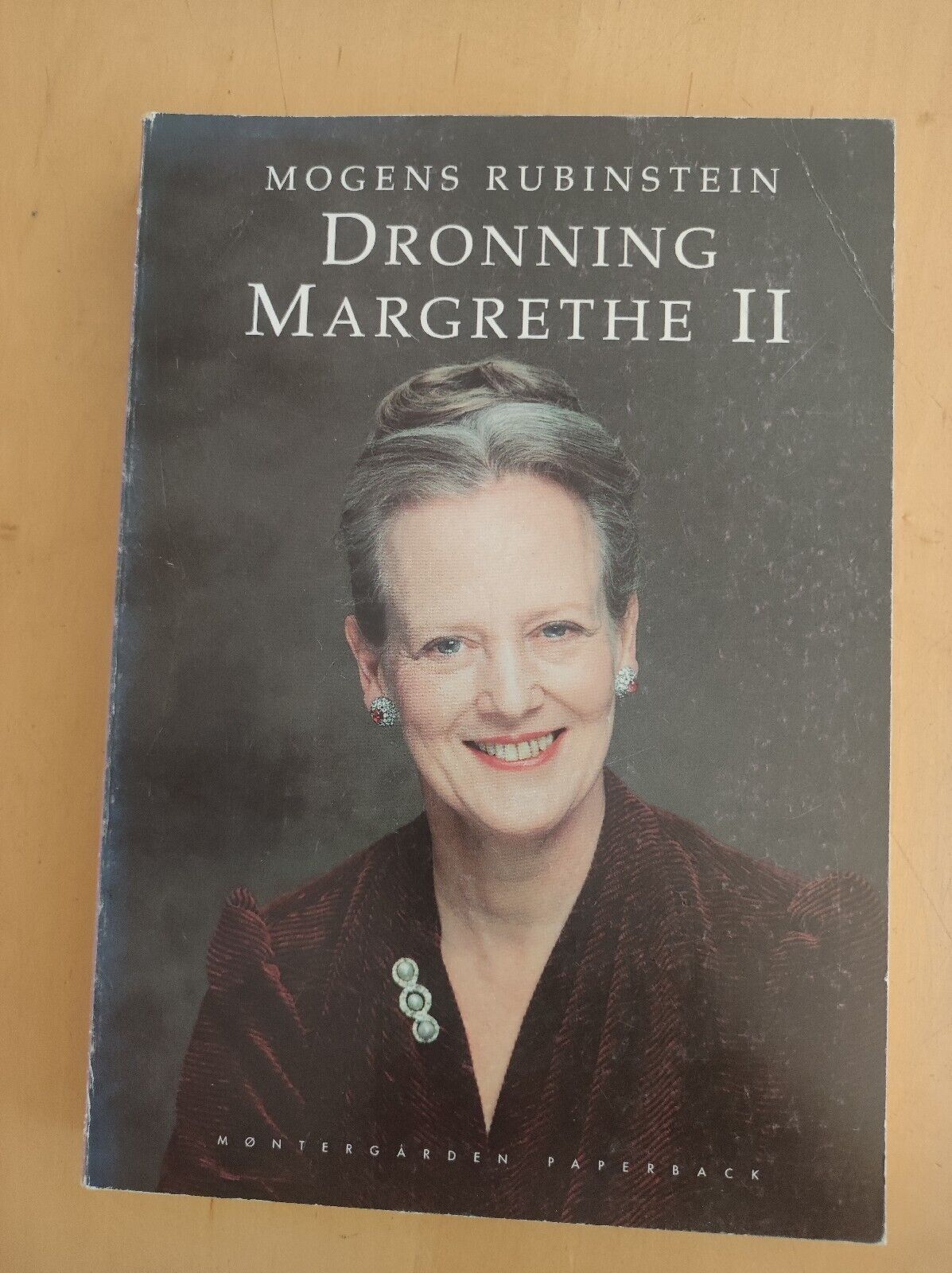 Royal Book Denmark Queen MARGRETHE Prince Henrik Frederik Joachim Alexandra Bo20