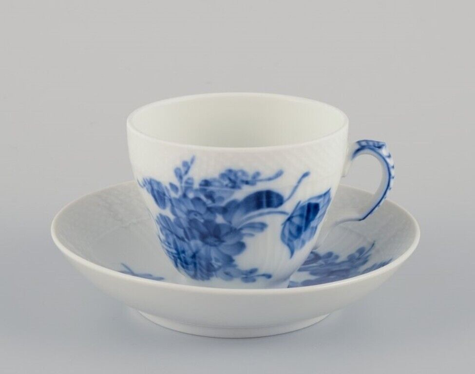 Royal Copenhagen Blue Flower Curved Six coffee cups with saucers in porcelain