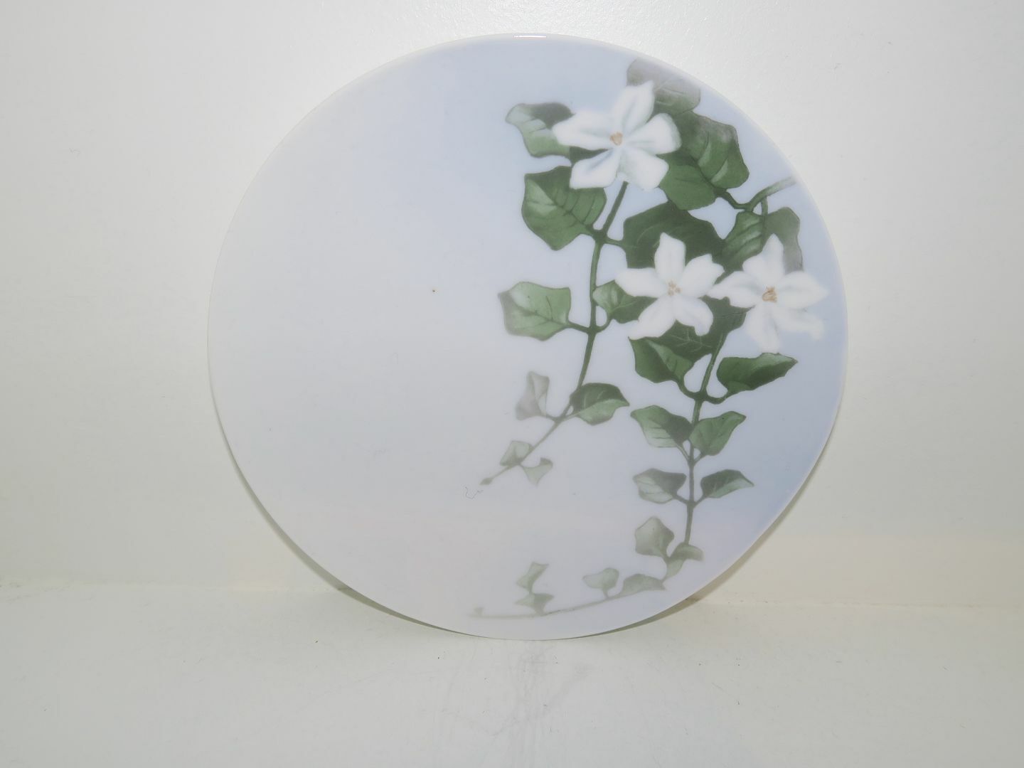 Royal Copenhagen Art Nouveau plate flower