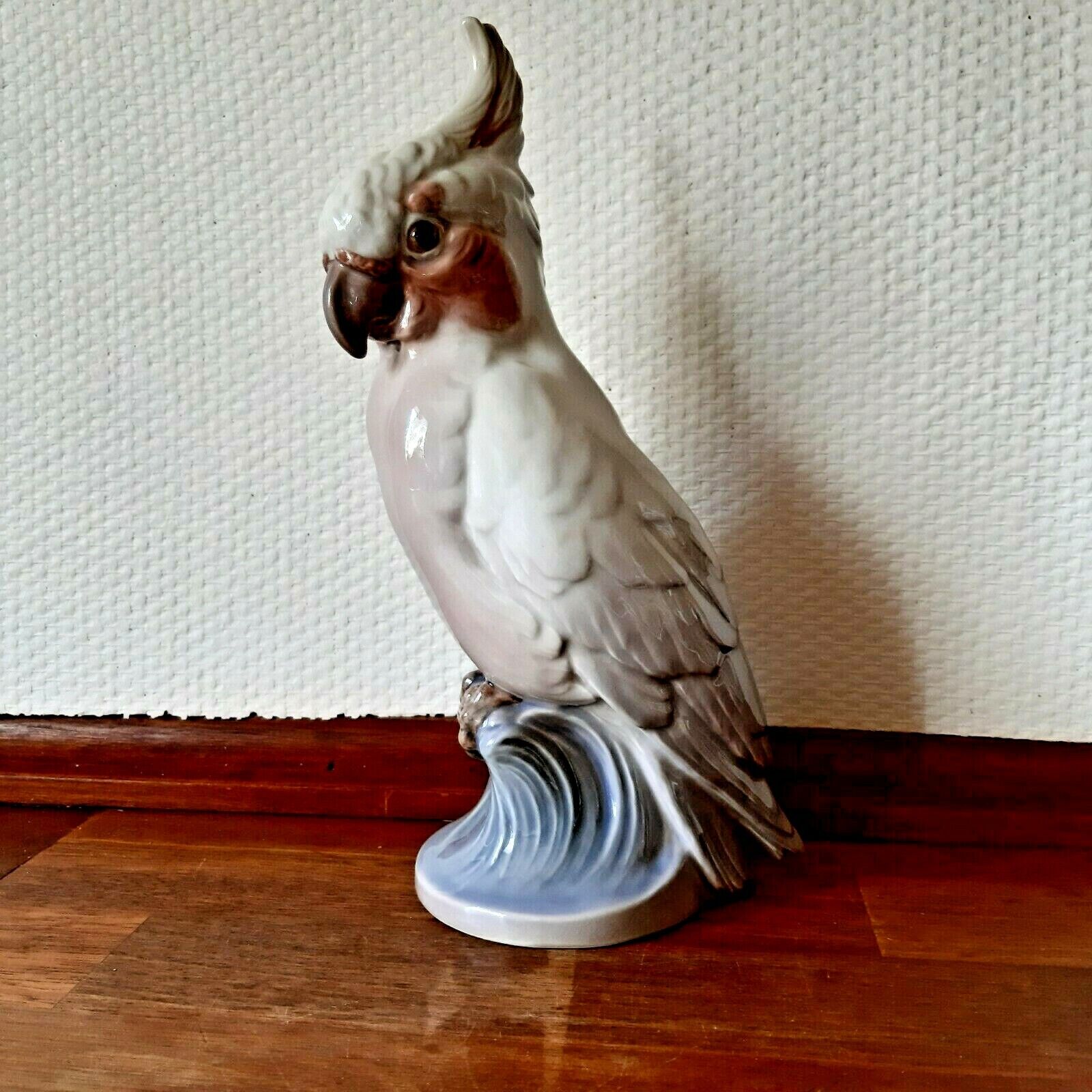 PARROT 235 cm Bird figurine by DAHL JENSEN Denmark # 1051 Fact 2