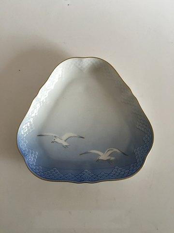 Bing  Grondahl Seagull with Gold Triangular Dish No 40