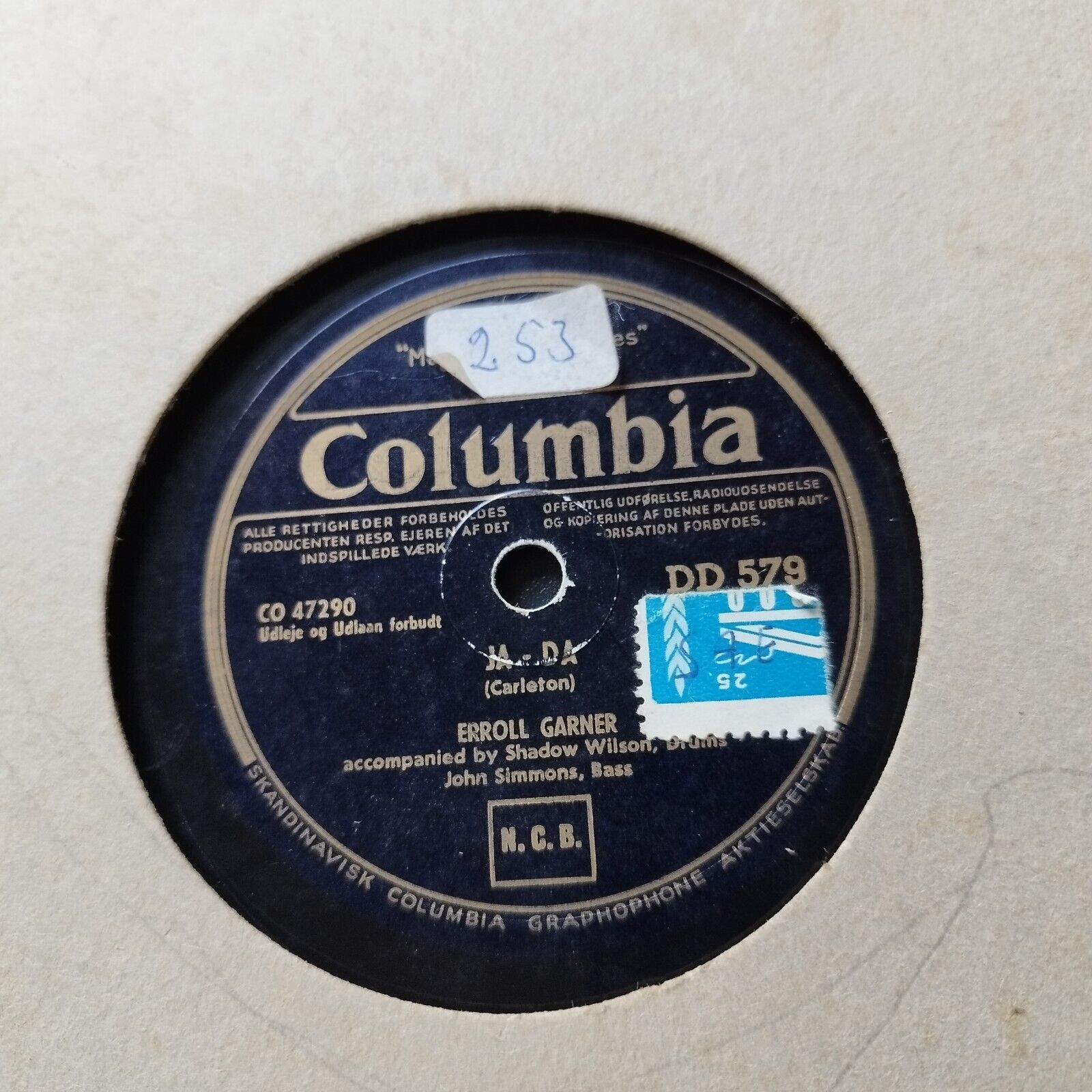 78 RPM  shellacERROLL GARNER OhLady Be Good!/Ja-Da Columbia DD579