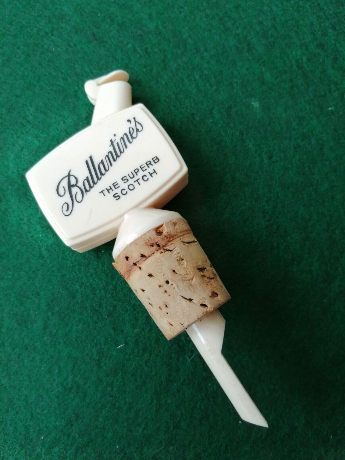 Vintage bottle stopper "BALLANTINE'S" The super Scotch Cork and plasticVGC