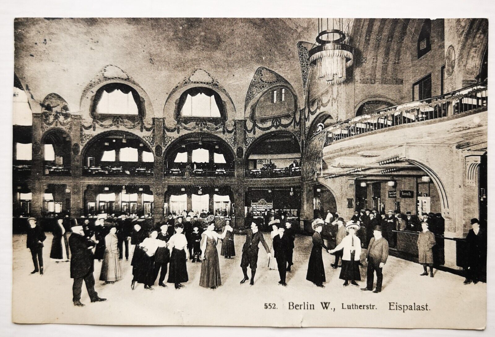 Old postcard: On scates Berlin W Luthersstrasse Eispalast in 1908  pok1501