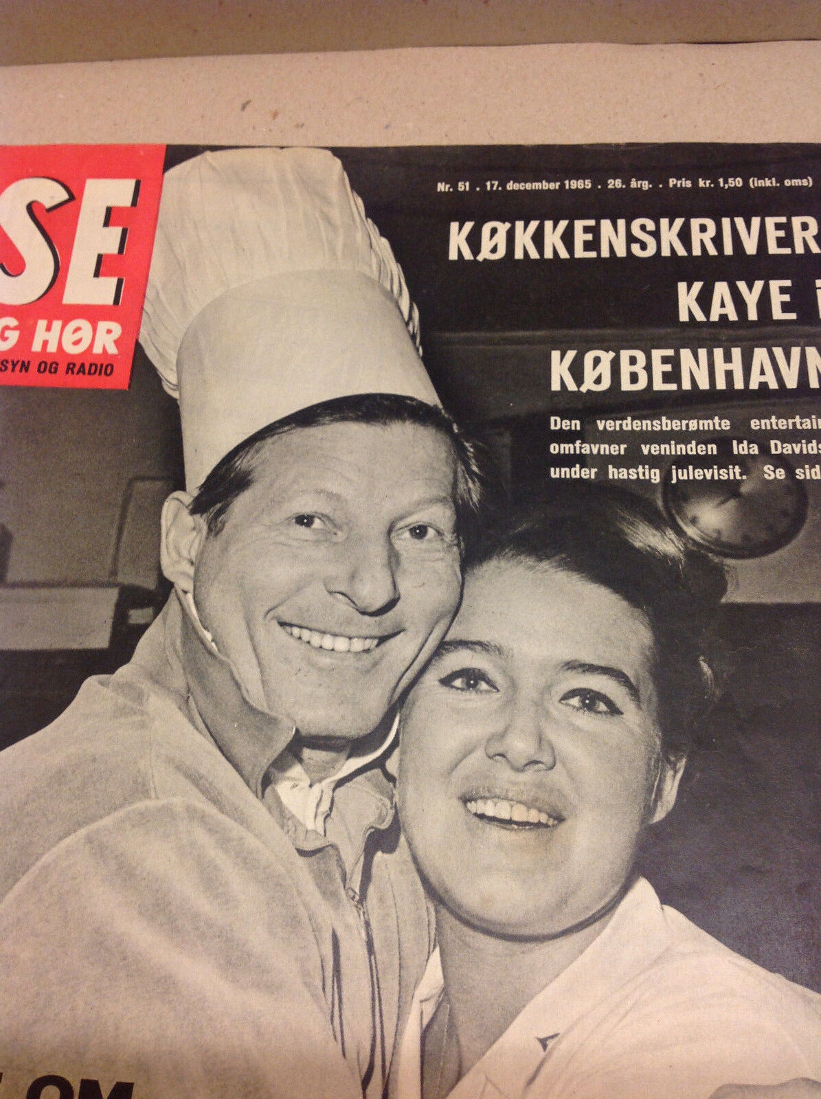 DANNY KAYE COPENHAGEN VISIT 1965 FRONT COVER Vintage Authentic Danish Magazine