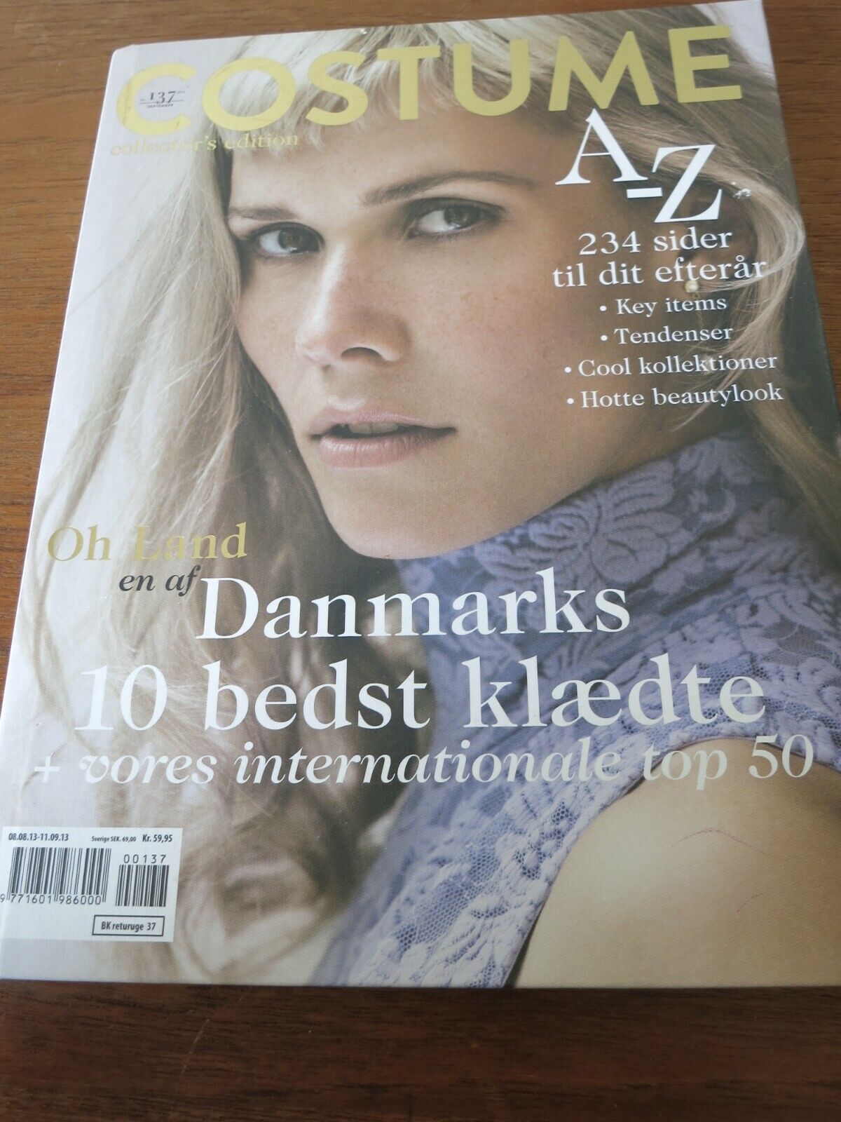 Magazine/Book OH LAND Helena Christensen SHARIN FOO Poppy JENNIFER LAWRENCE Q125