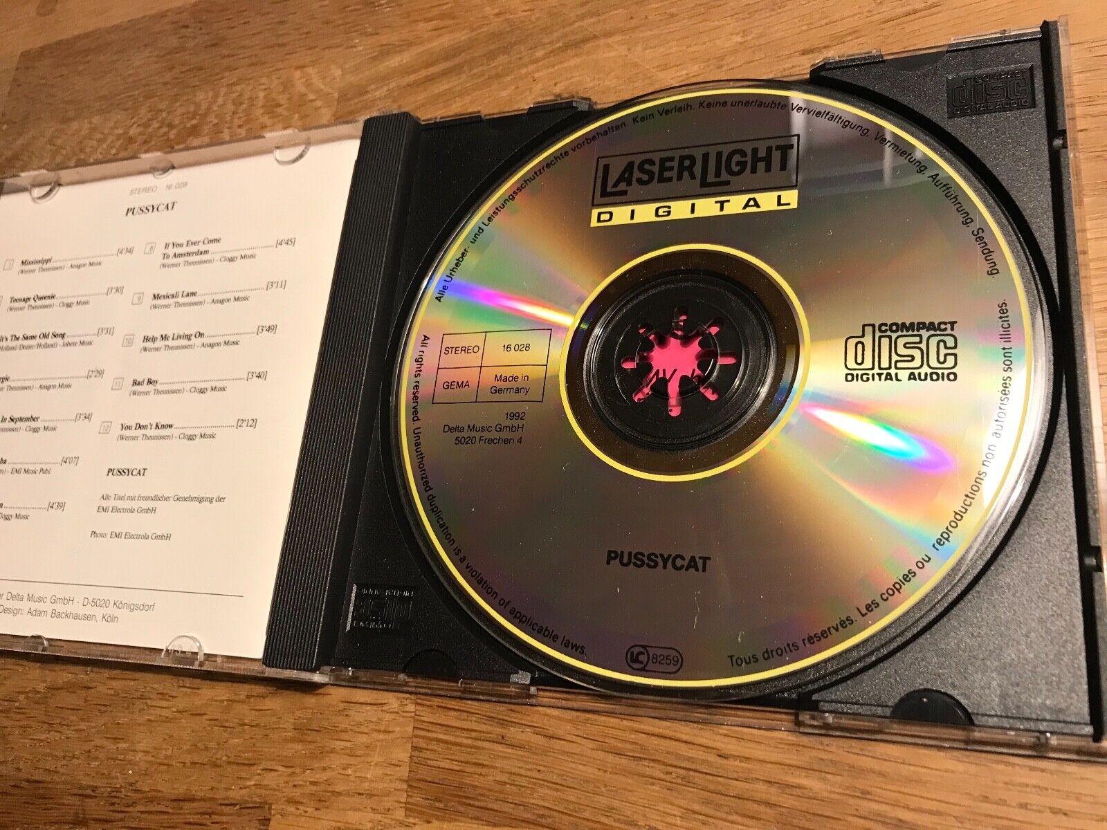 PUSSYCAT "STARPORTRAIT" 12 TRACKS CD ALBUM LASERLIGHT RECORDS 1992 DIGITAL CD***