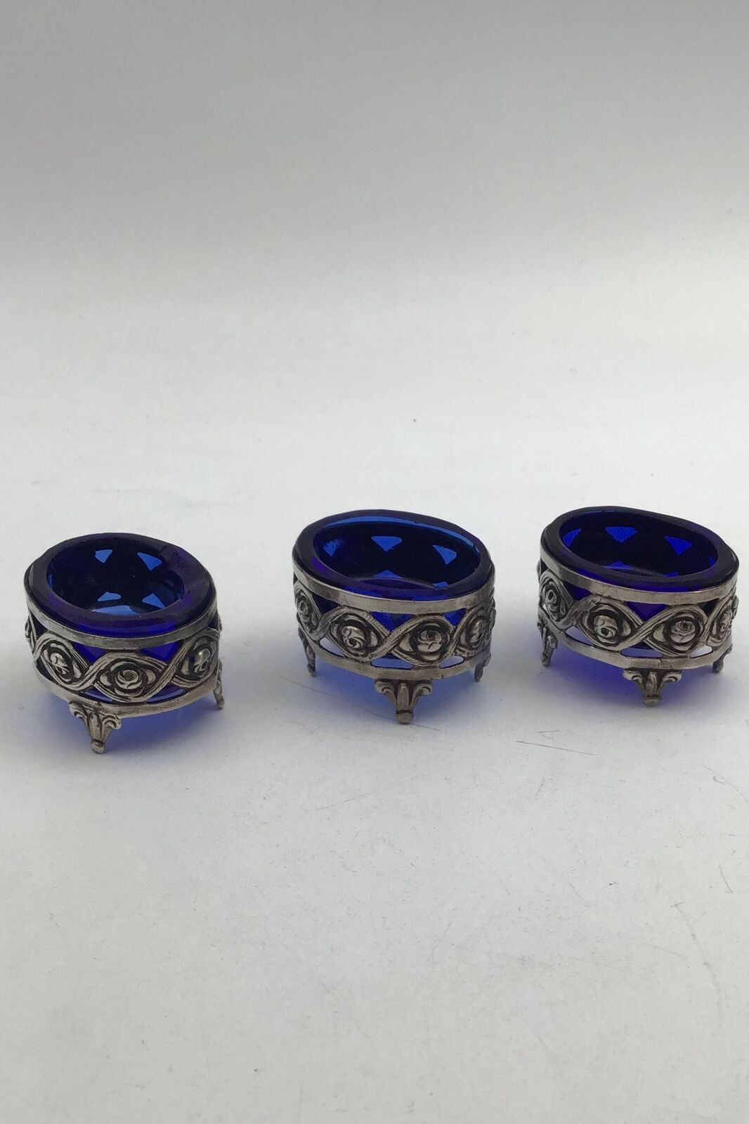 Silver Salt Cellar Set (Blue glass insert) (2+1)