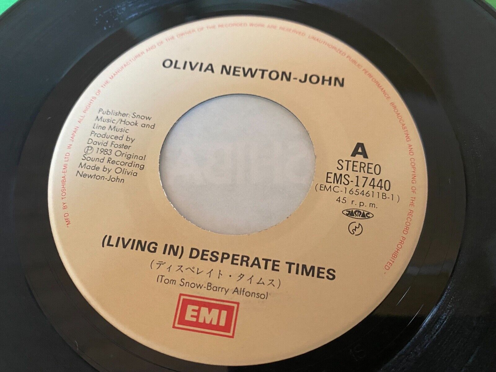 OLIVIA NEWTON-JOHN "(LIVING IN) DESPERATE TIMES" 1983 EMI RECORDS JAPAN 7" VINYL