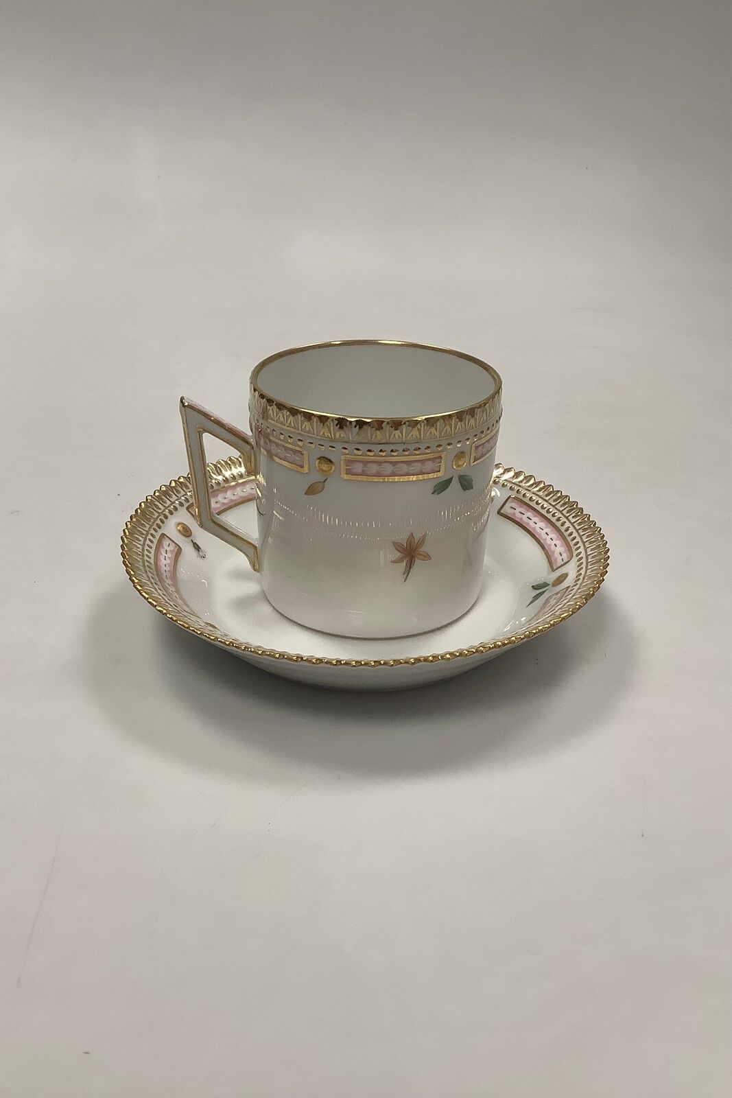 Royal Copenhagen Flora Danica Chocolate Cup No 20/ 3512 / 3513