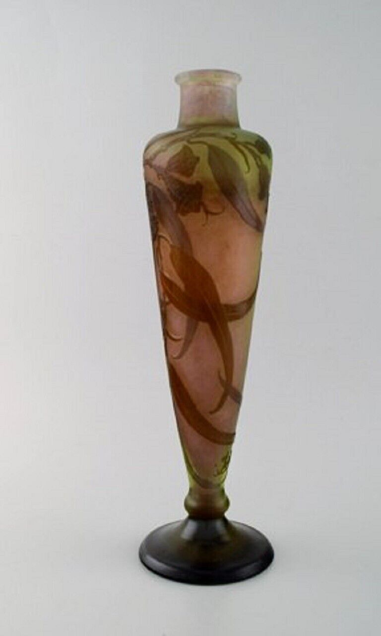 Emile Gallé vase in frosted and overlaid brown art glass ca 1910