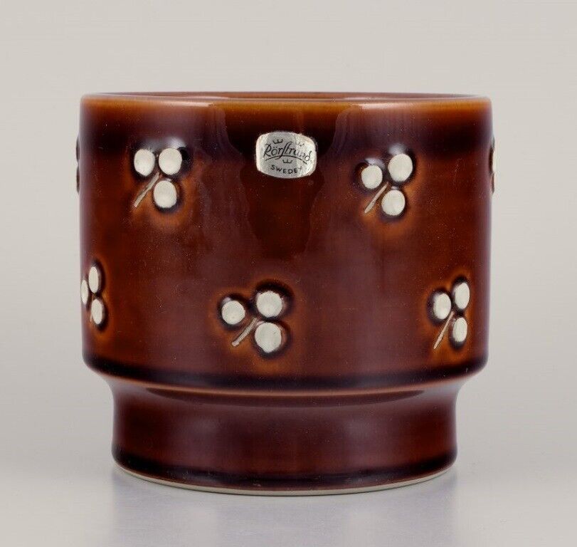 Sylvia Leuchovius for Rörstrand Atelje Ceramic pot in brown glaze