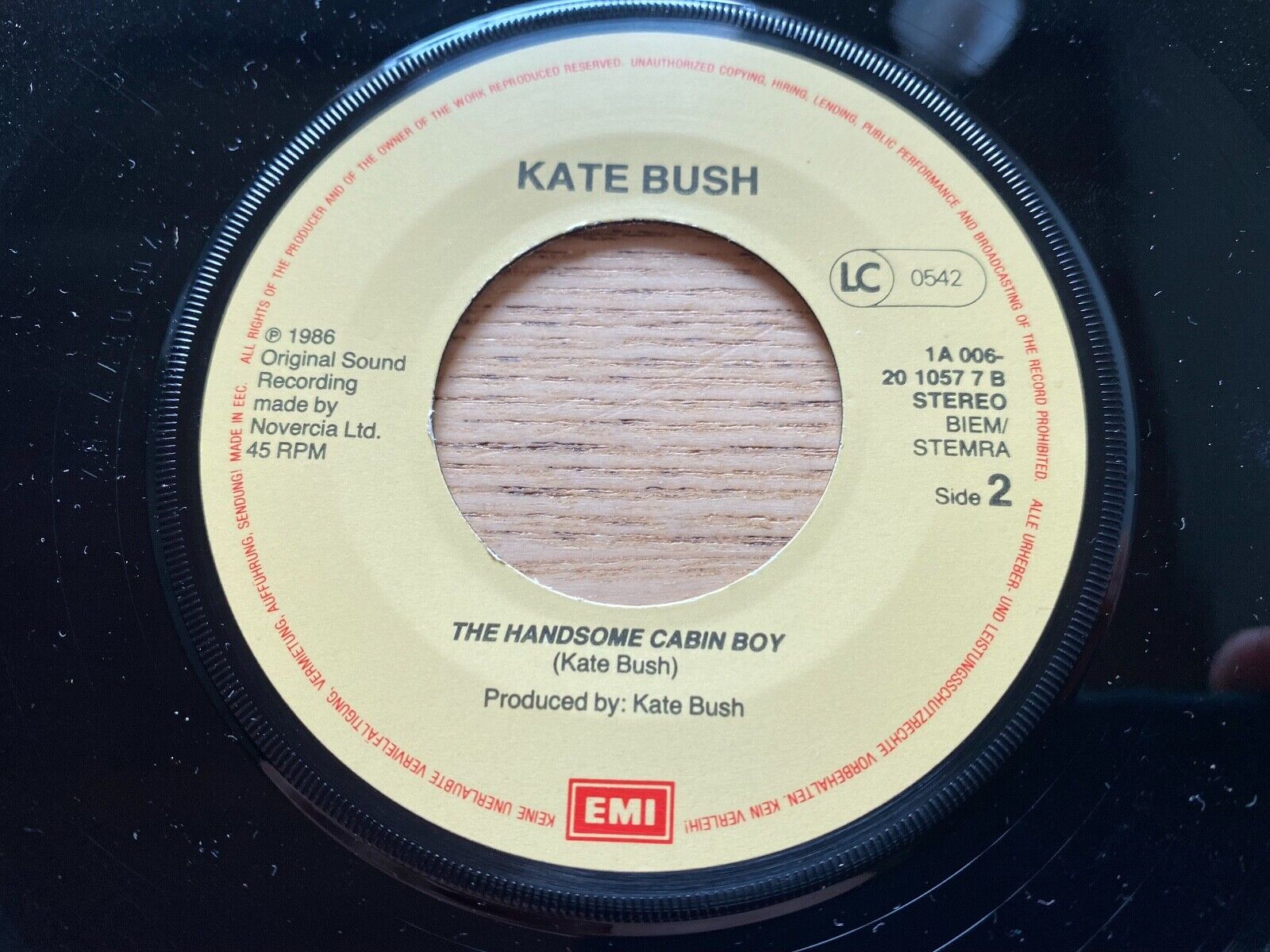 KATE BUSH "HOUNDS OF LOVE/THE HANDSOME CABIN BOY" EMI RECORDS 1986 HOLLAND RARE*