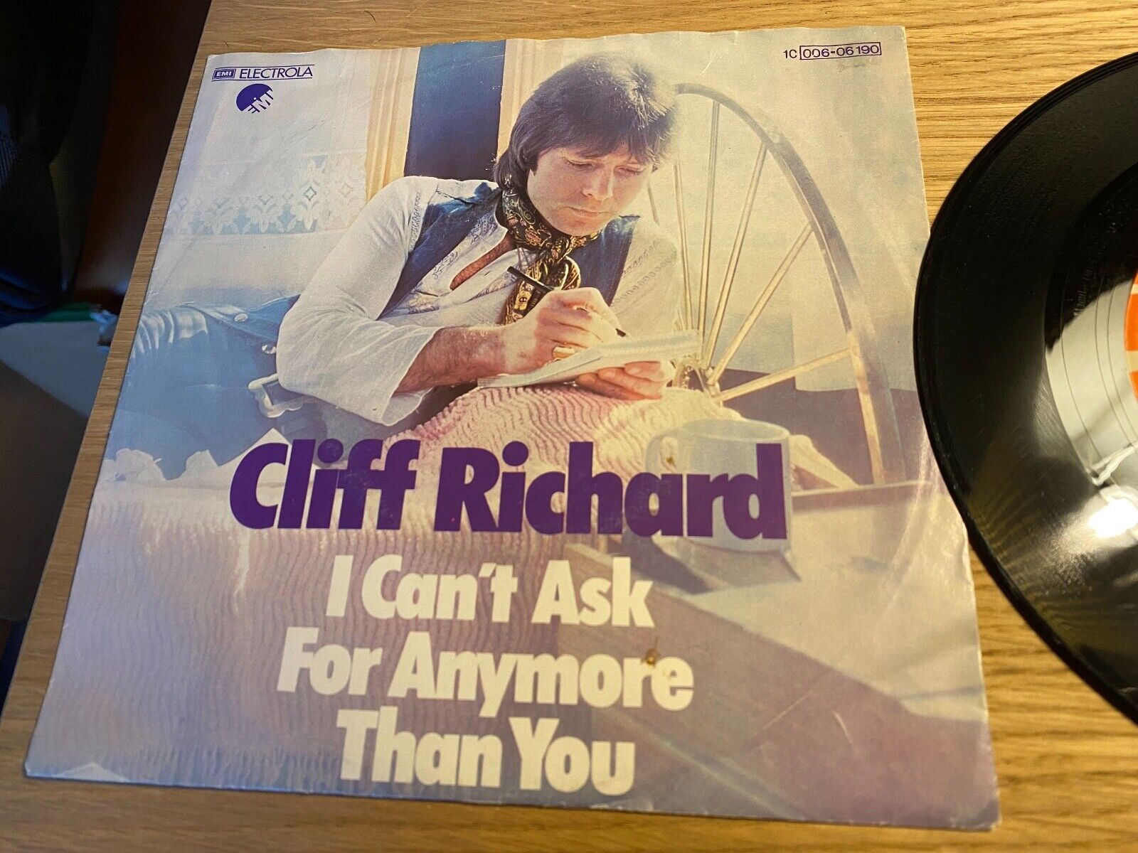 CLIFF RICHARD "I CAN´T ASK FOR ANYMORE THAN YOU/JUNIOR COWBOY" EMI RECORDS 1976*