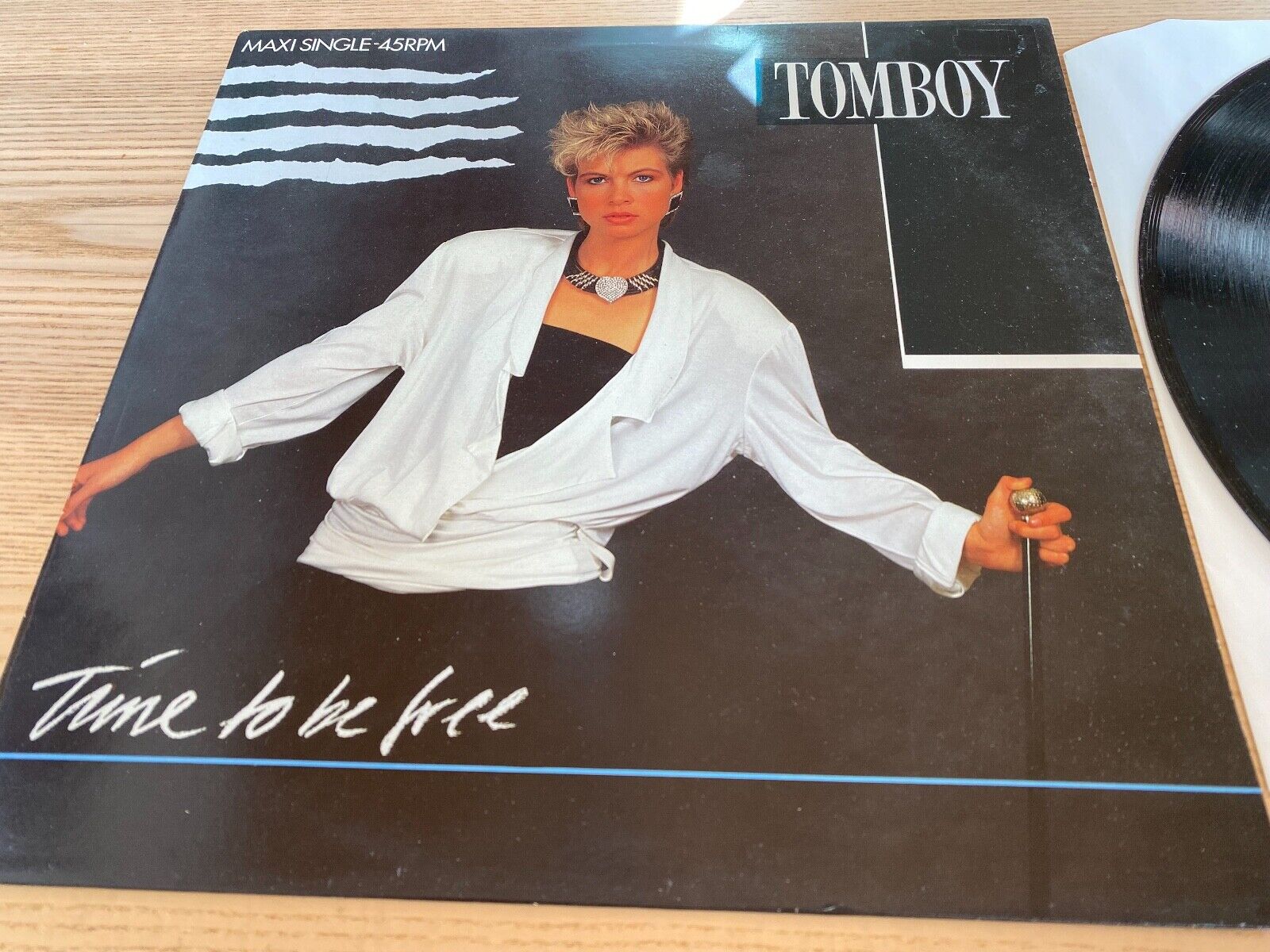 TOMBOY "TIME TO BE FREE" MAXI SINGLE CBS RECORDS NCB 1985 3 REMIXED TRACK DUTCH*