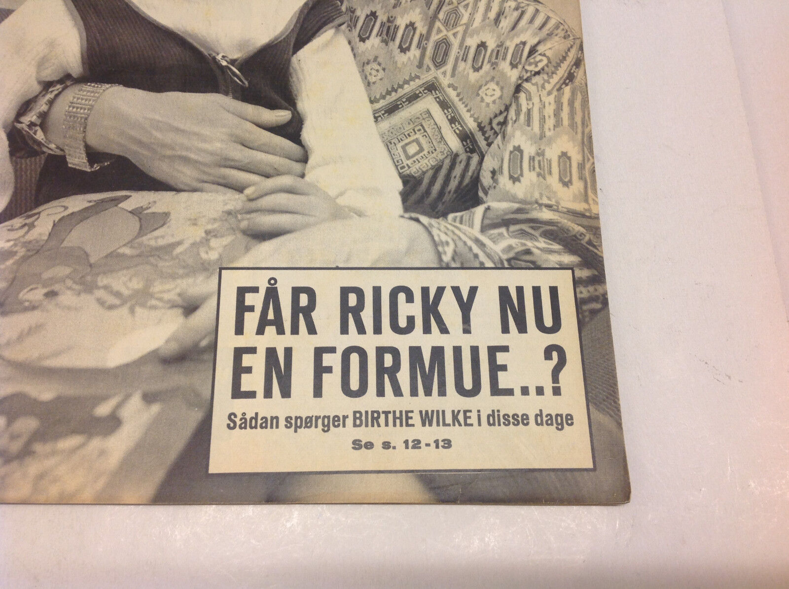 BIRTHE WILKE DANISH SINGER FRONT COVER SON RICKY VINTAGE DANISH MAGAZINE 1969