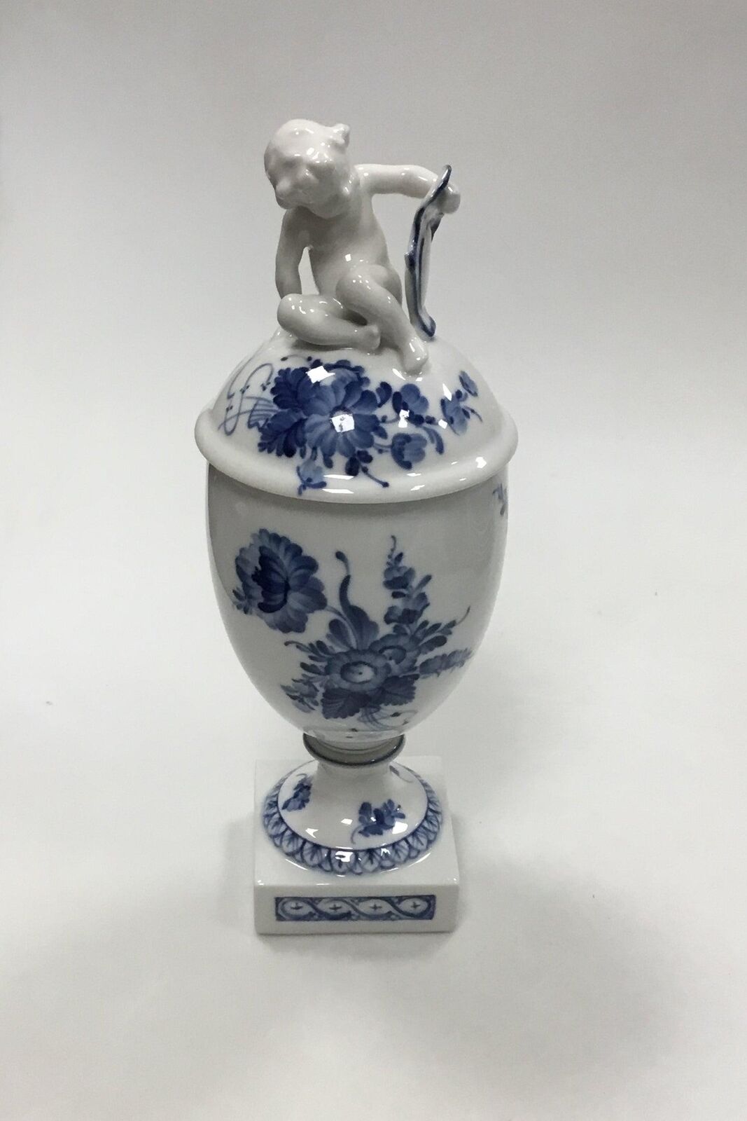 Royal Copenhagen Blue Flower Curved Lidded goblet with putti on lids No 1754