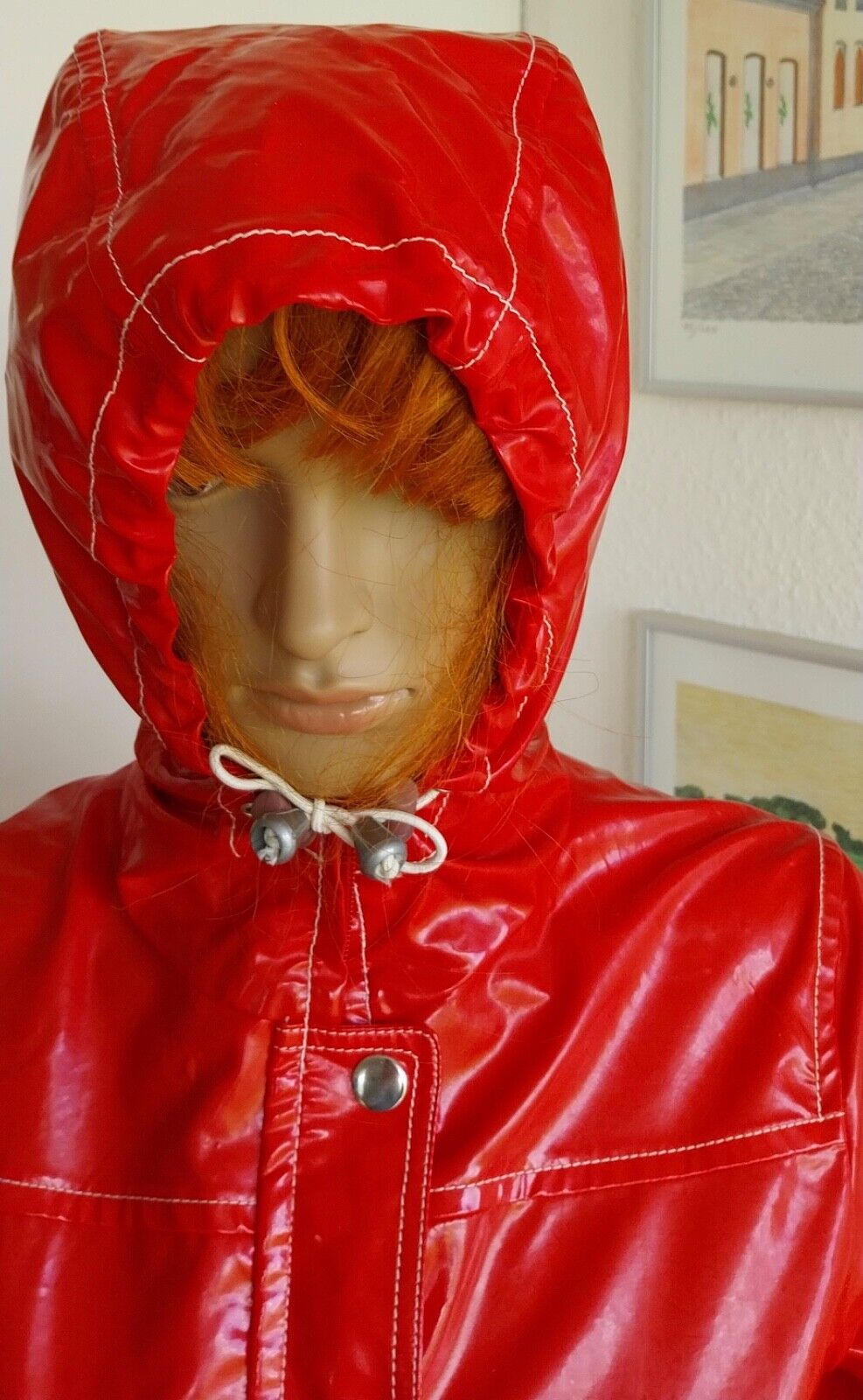 Red PVC raincoat rain jacket rubber coat Friesian mink East Friesian mink rubber jacket