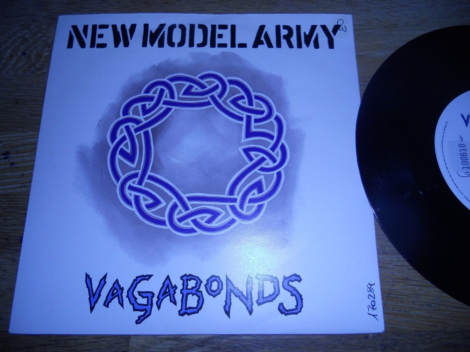 NEW MODEL ARMY "VAGABONDS / DEADEYE" 7 INCH SINGLE USED 1989 UK EMI RECORDS UK**