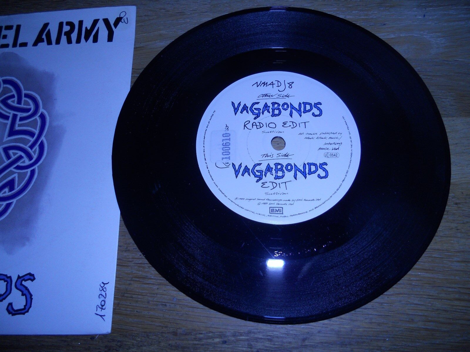 NEW MODEL ARMY "VAGABONDS / DEADEYE" 7 INCH SINGLE USED 1989 UK EMI RECORDS UK**